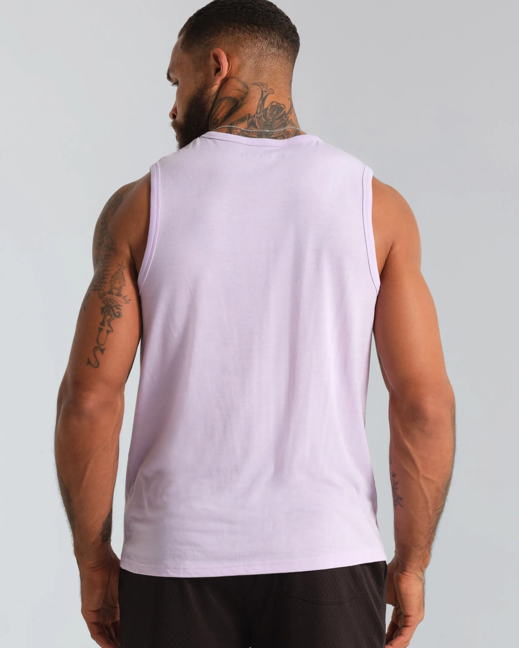 4:AM Club Tank Municipal