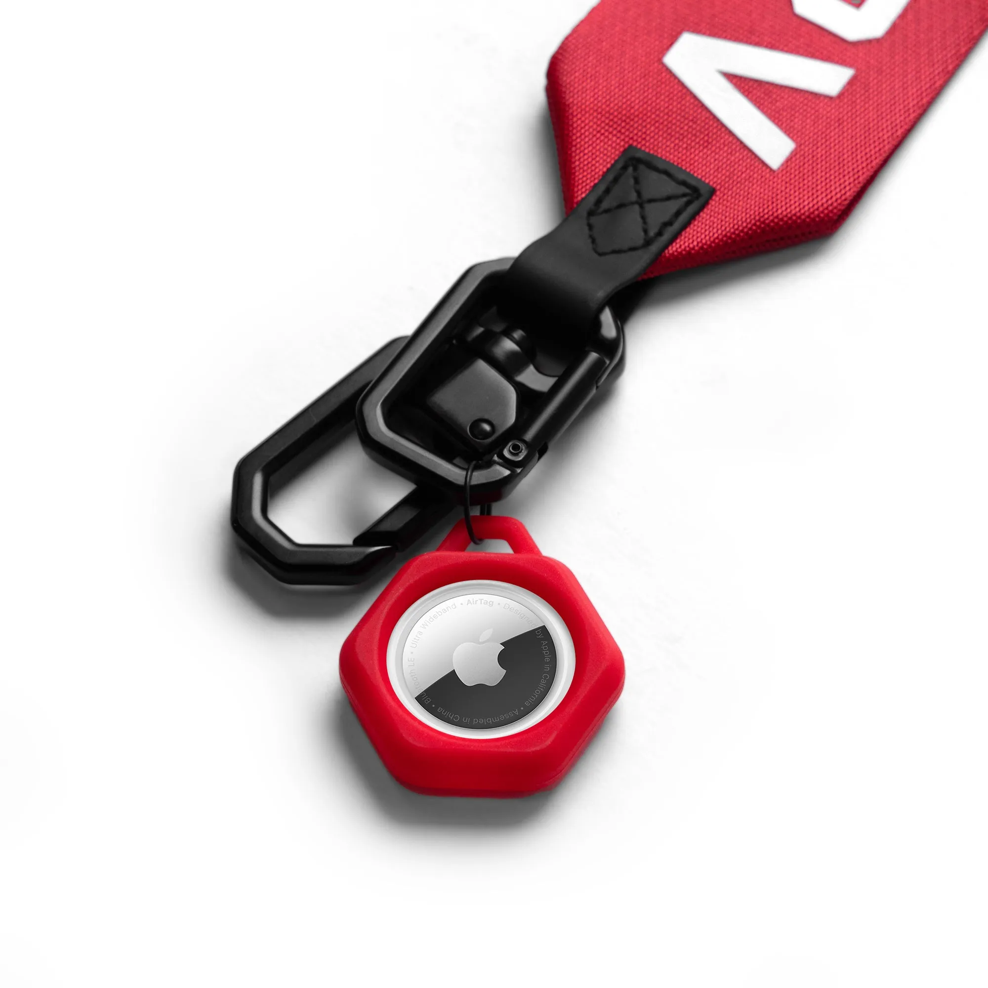 AirTag Lanyard Keychain - Red ASRV