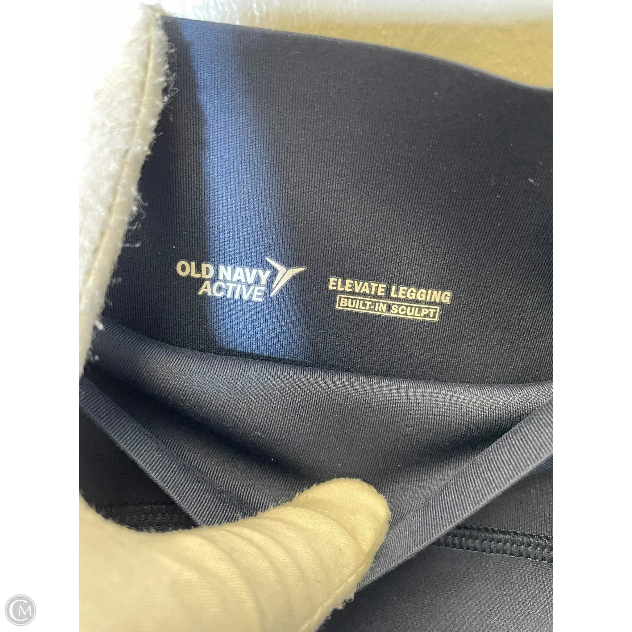 Athletic Capris By Old Navy In Navy, Size: M