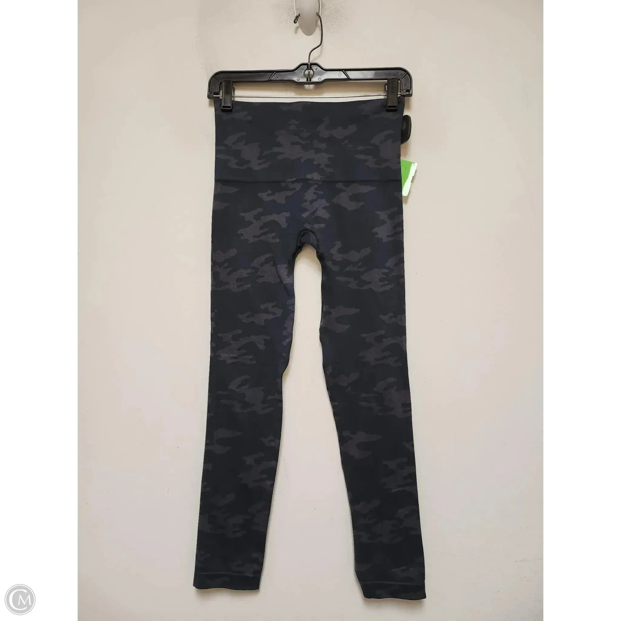 Athletic Leggings By Spanx In Camouflage Print, Size: M