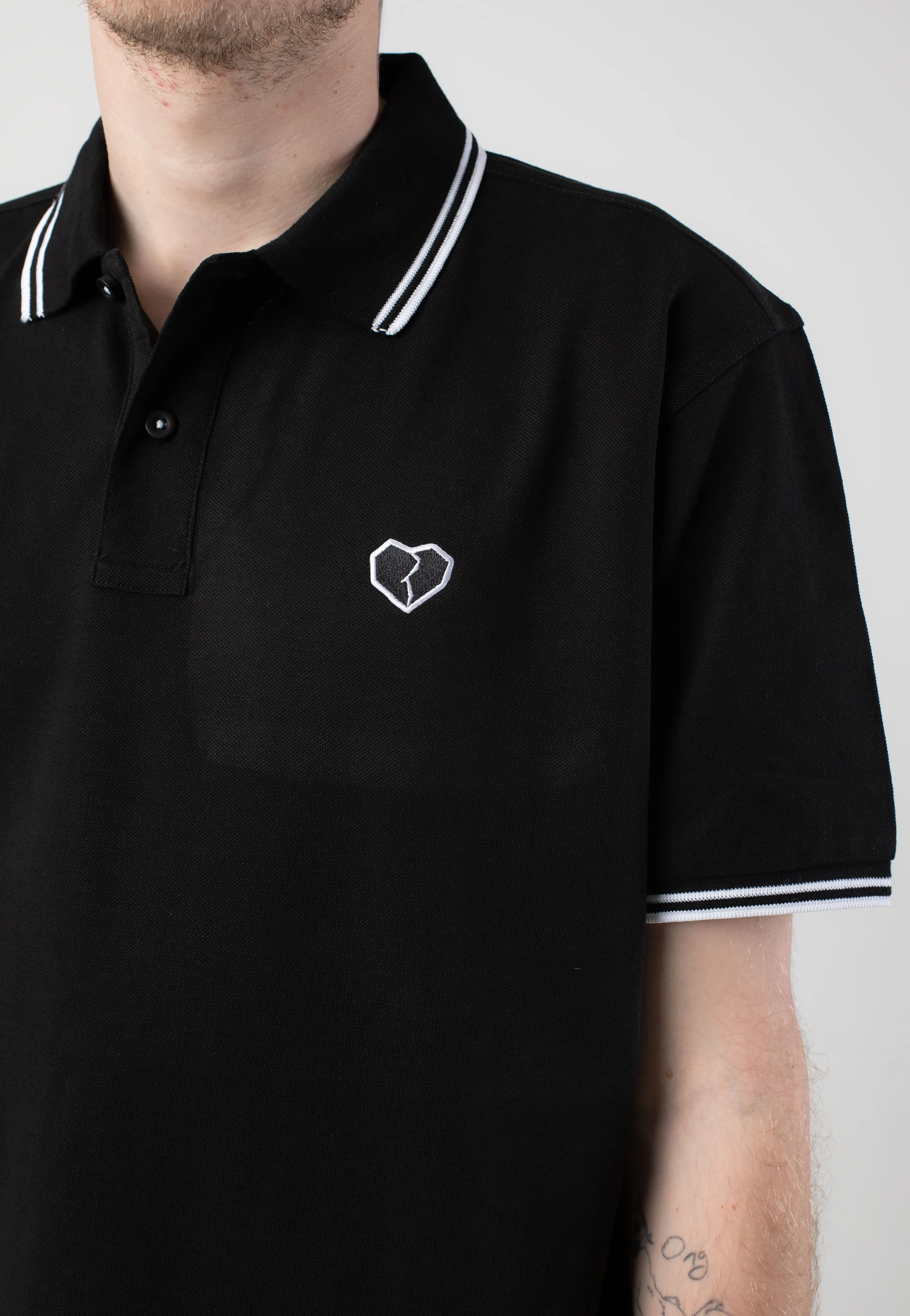 Atticus - Broken Heart Black/White - Polo