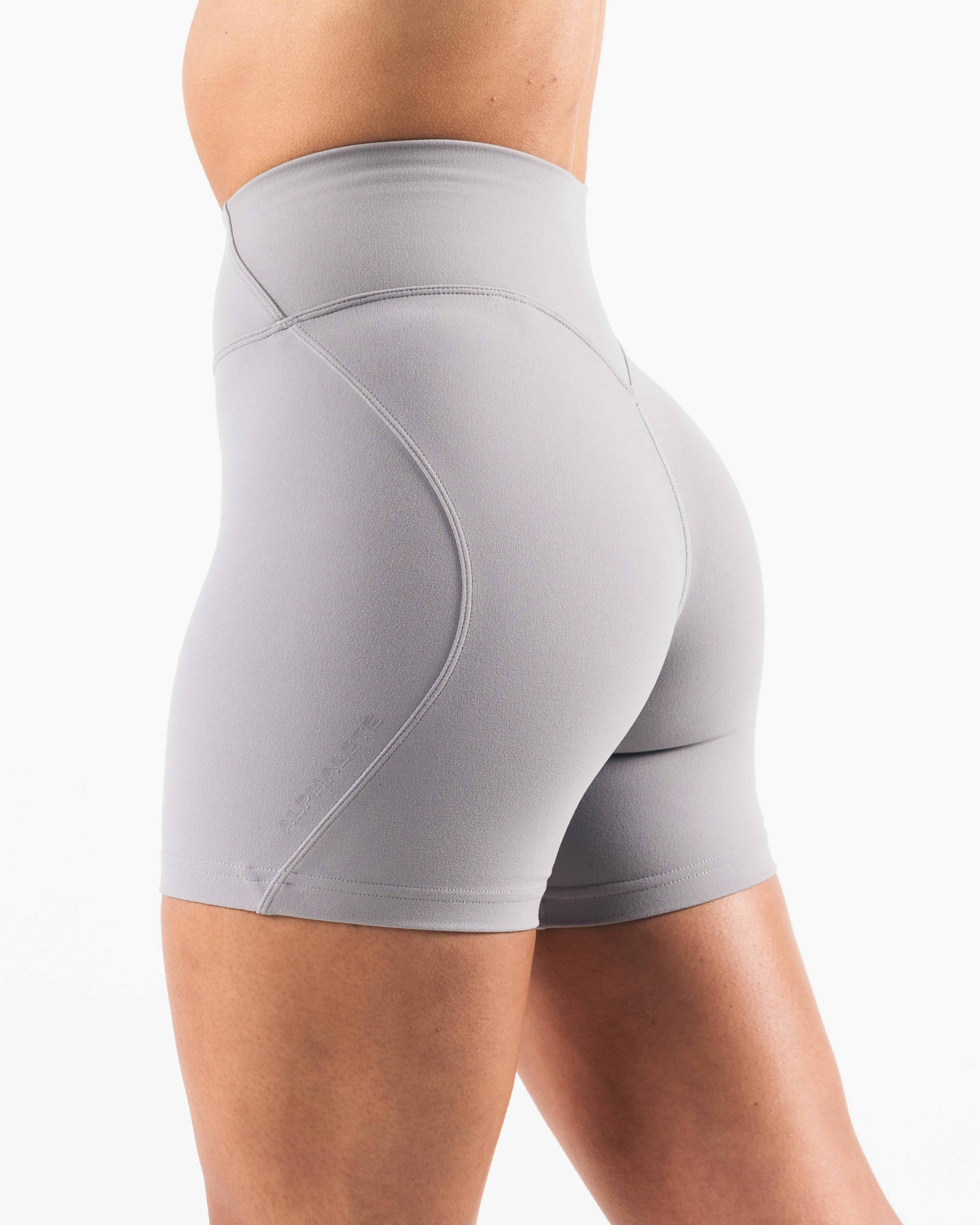 Aura Short 5" - Smoke Alphalete Athletics