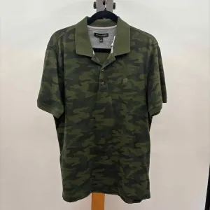 Banana Republic Men's Size L Green Camoflauge Short Sleeve Shirt