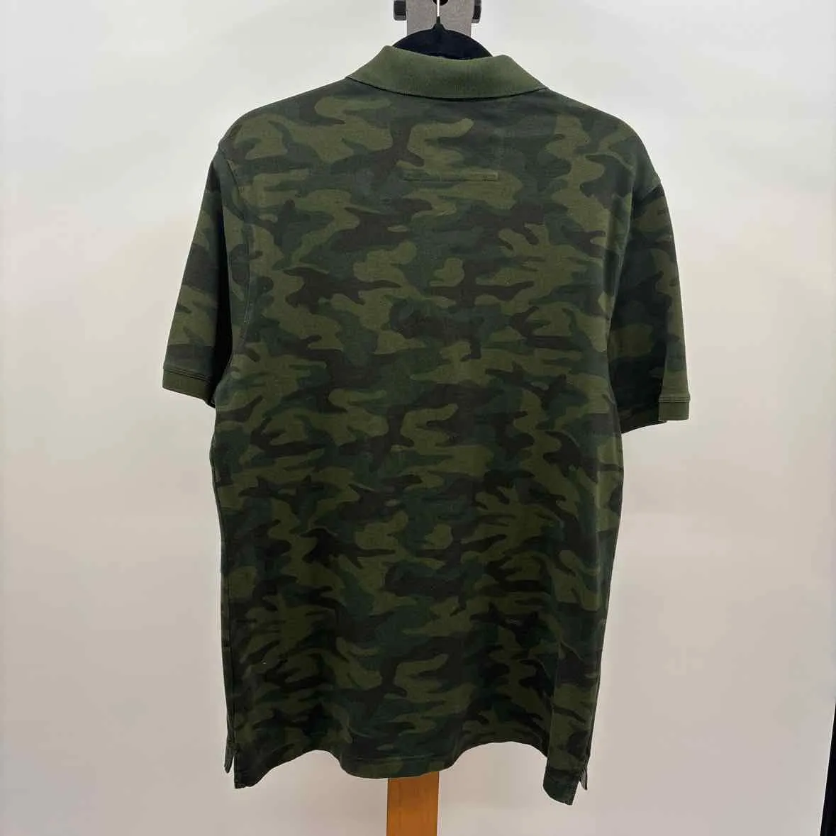 Banana Republic Men's Size L Green Camoflauge Short Sleeve Shirt