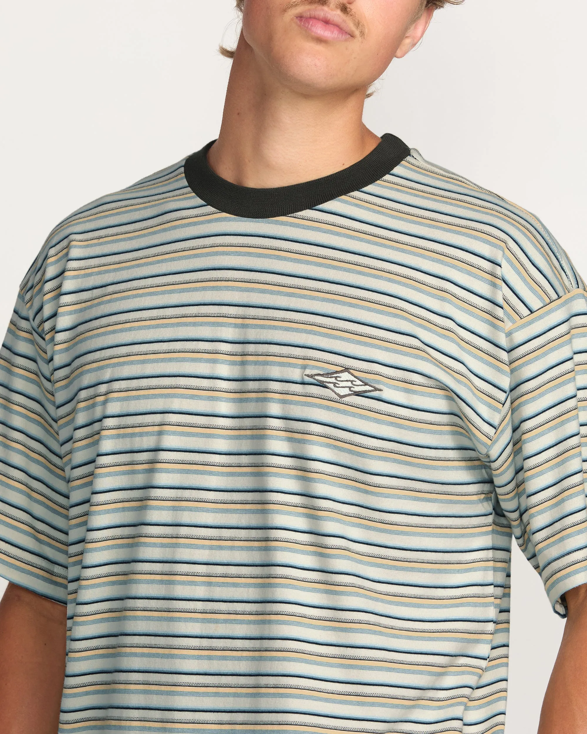 Baxter Tee - Chino Billabong