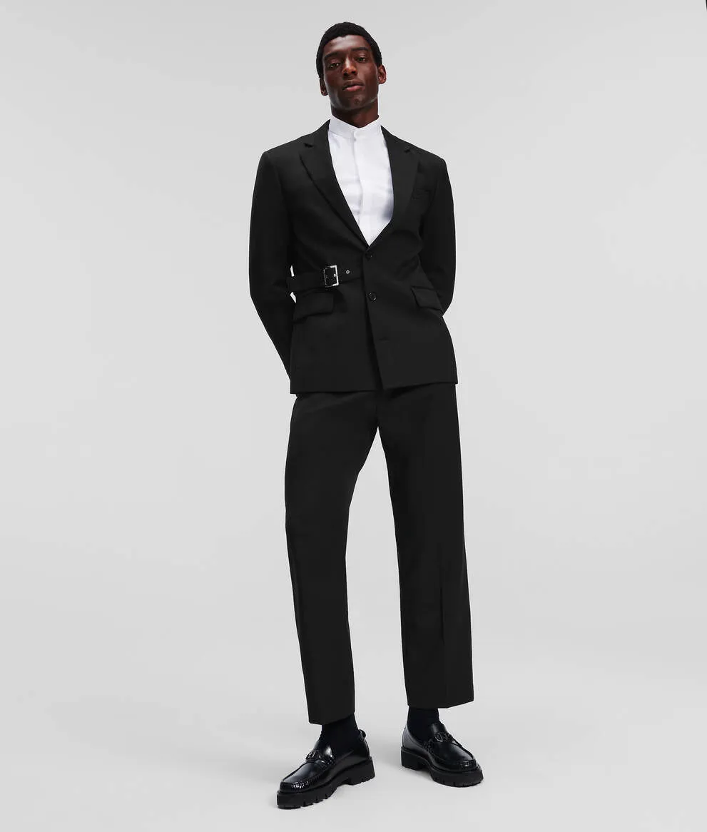BELTED WOOL-BLEND BLAZER