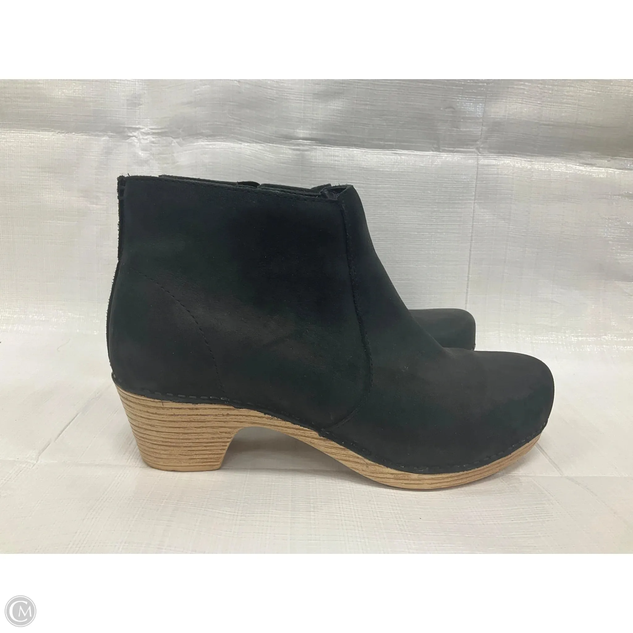 Boots Ankle Flats By Dansko In Black, Size: 7.5