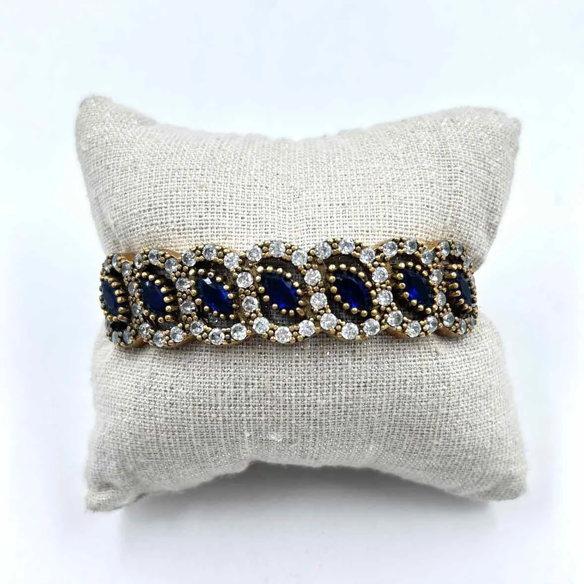 Boutique Women's Silver Bracelet