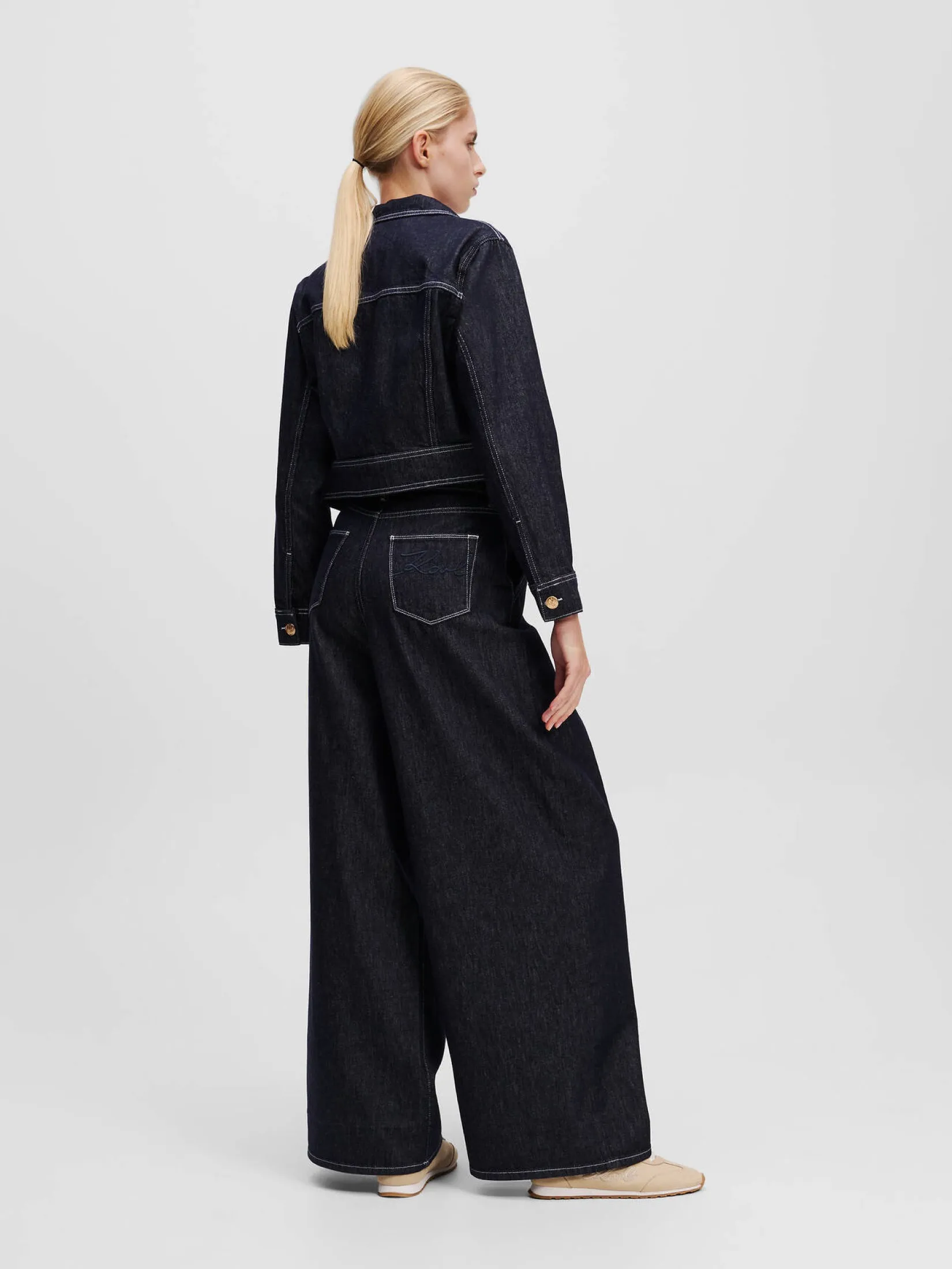 BUTTON DENIM PANTS