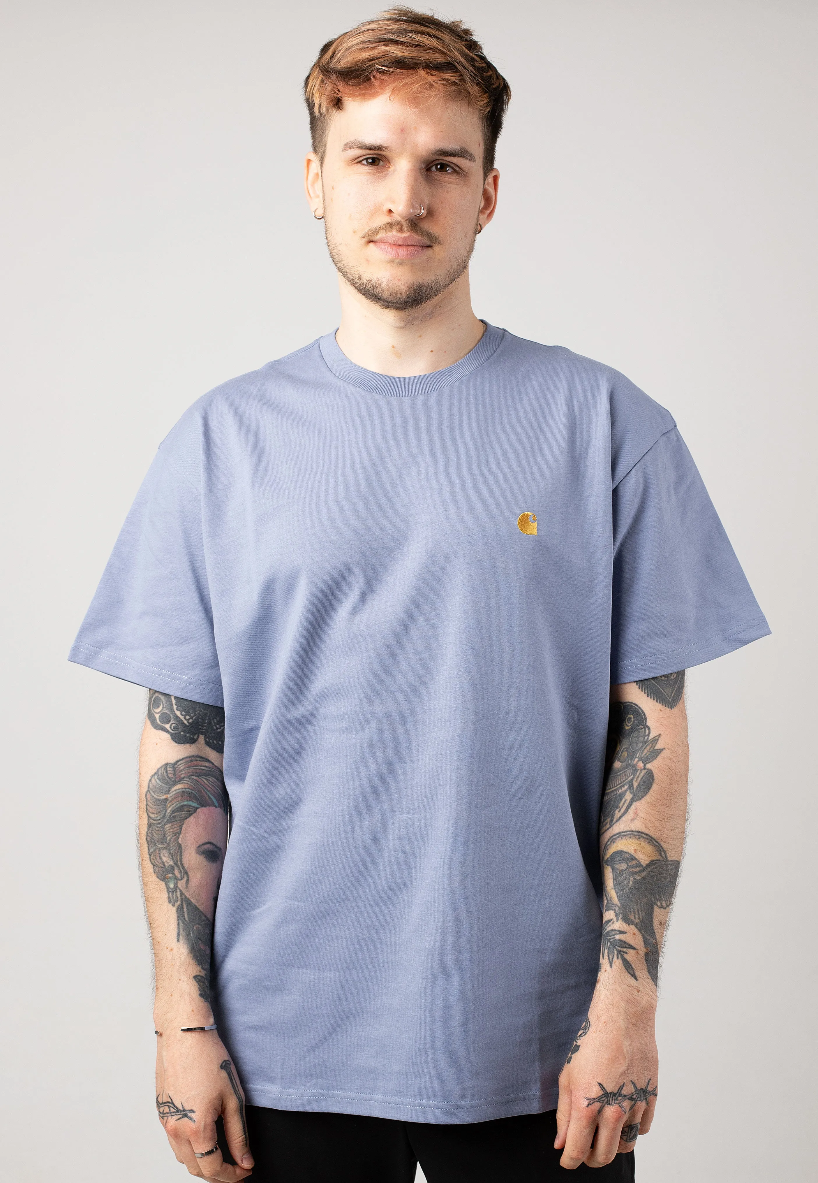 Carhartt WIP - Chase Charm Blue/Gold - T-Shirt Carhartt WIP