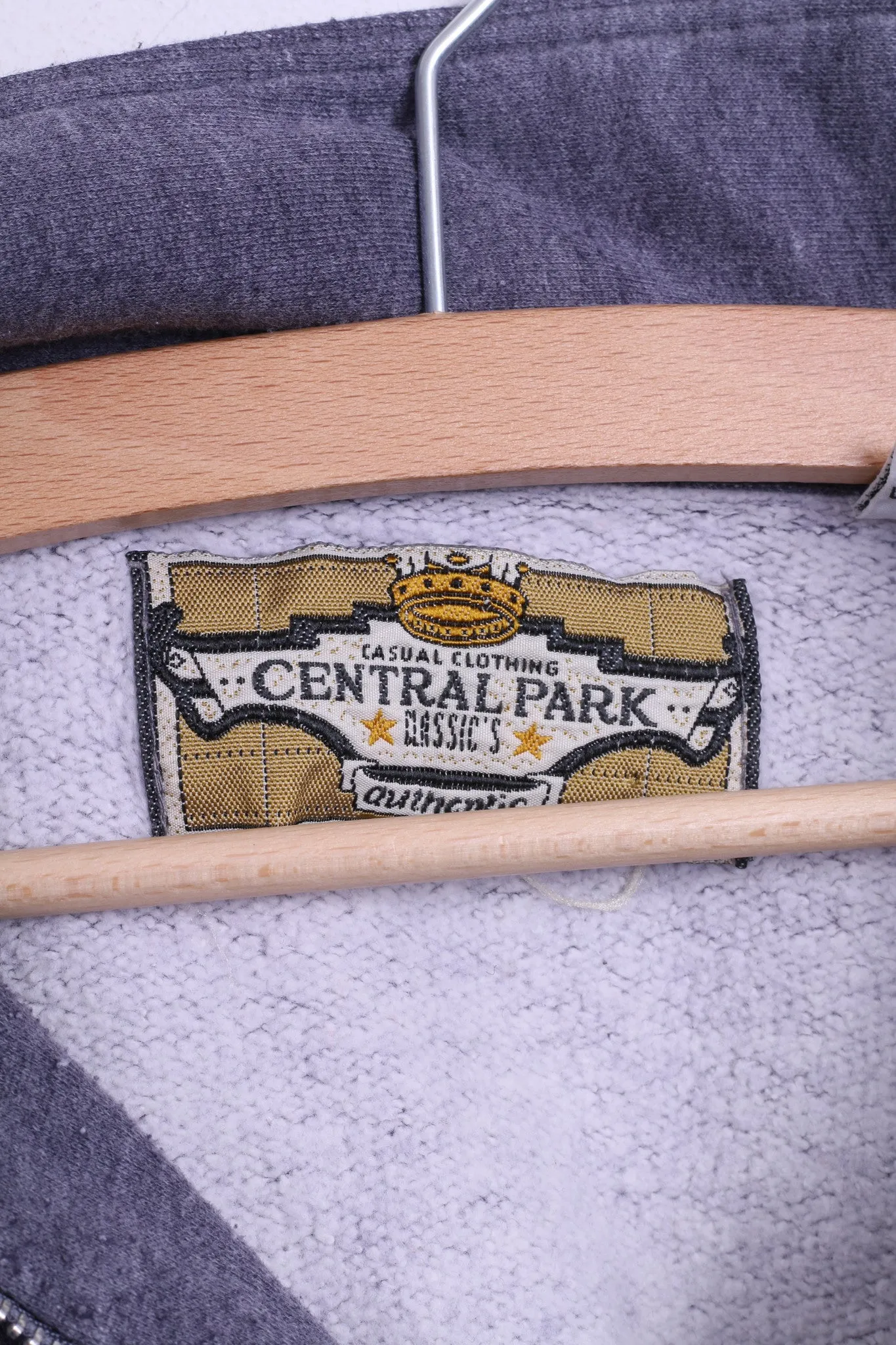 Central Park Mens L Classic Sweatshirt Authentic Zip Neck Cotton Top