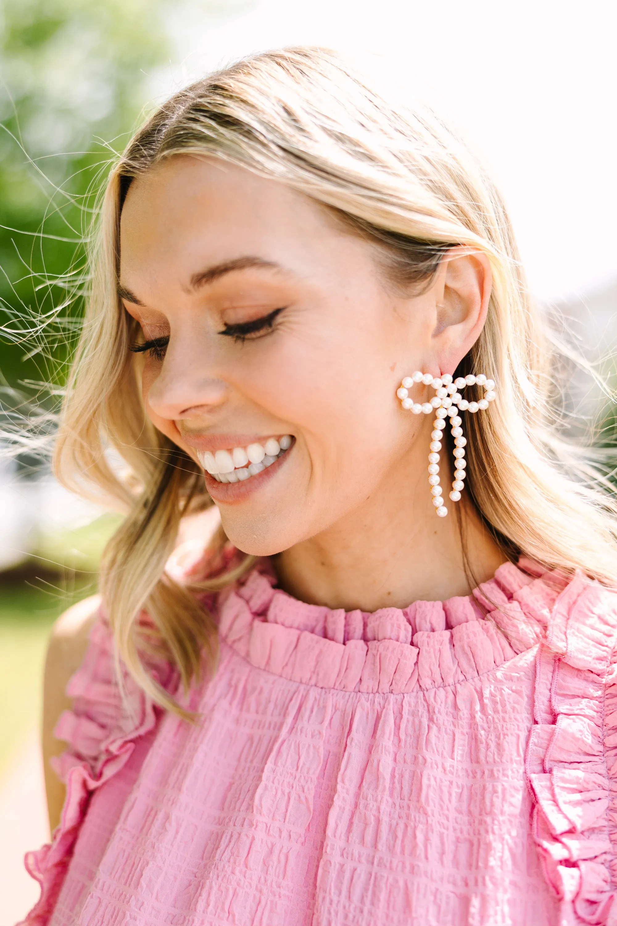 Classic Case White Pearl Bow Earrings