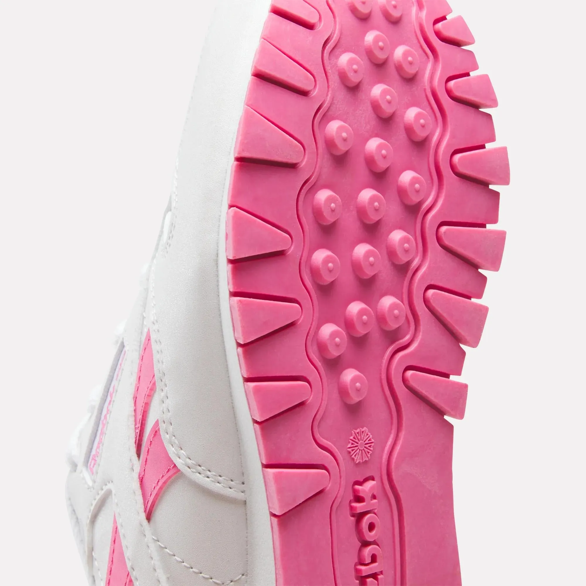 Classic Leather Step 'n Flash Shoes 2.0 (Little Kids)