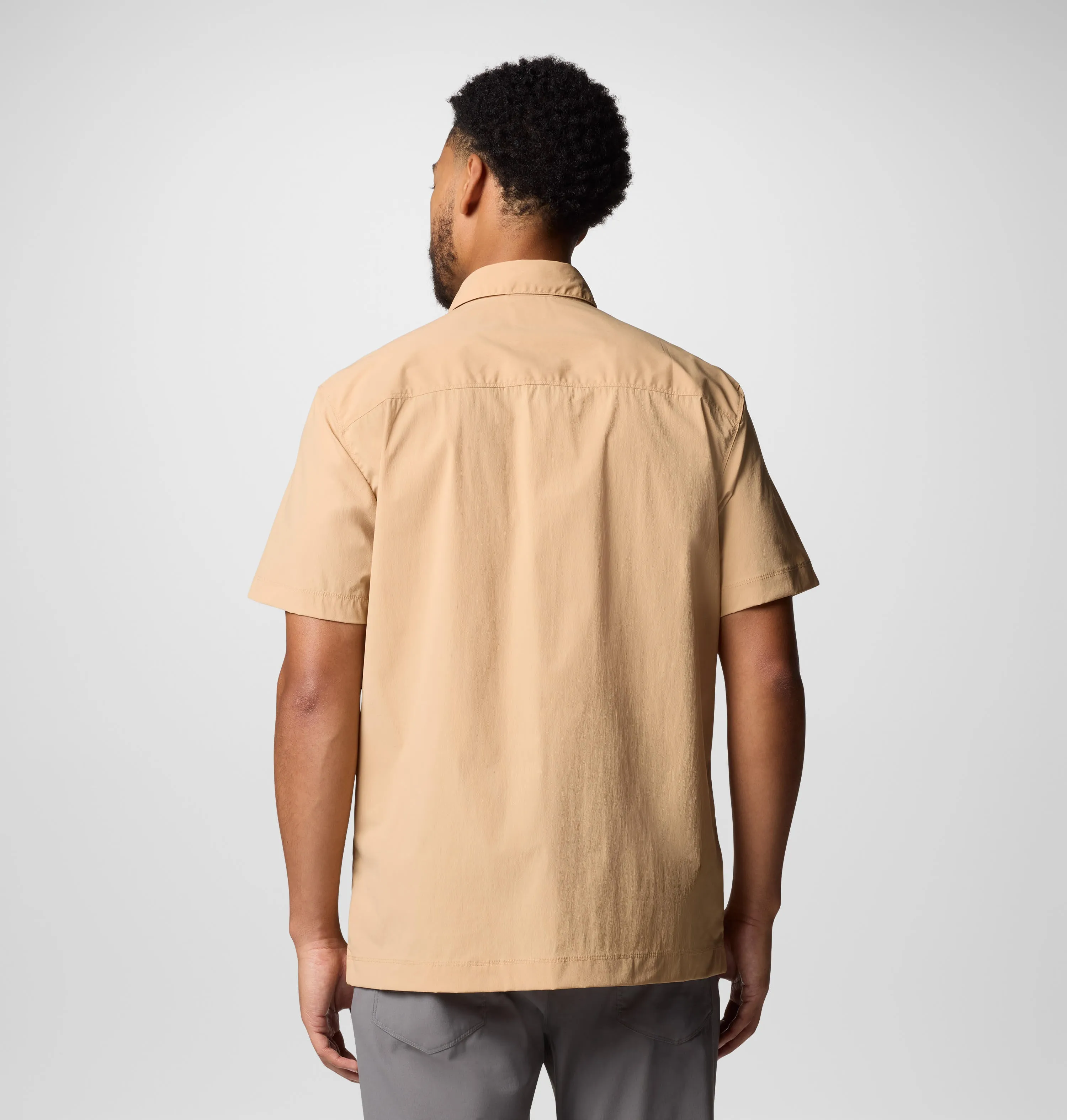 Columbia Men Brown Omni-Freeze Black Mesa Utility Short Sleeve Shirt