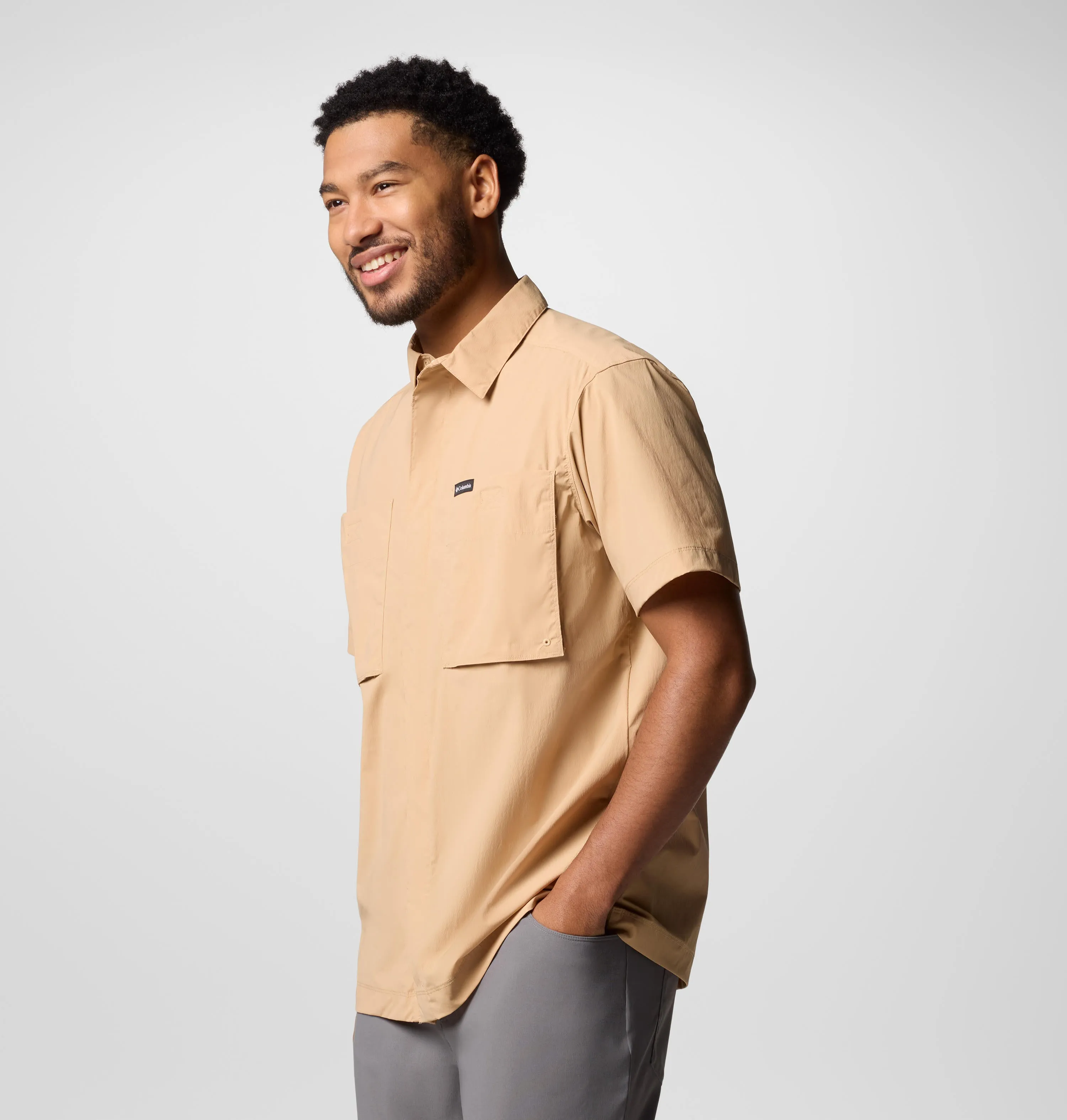 Columbia Men Brown Omni-Freeze Black Mesa Utility Short Sleeve Shirt