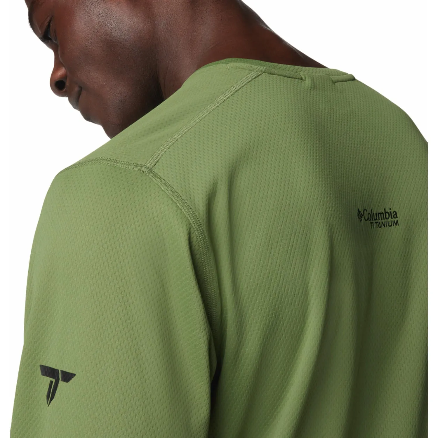 Columbia Men Green Omni-Shade Summit Valley Crew Tshirt
