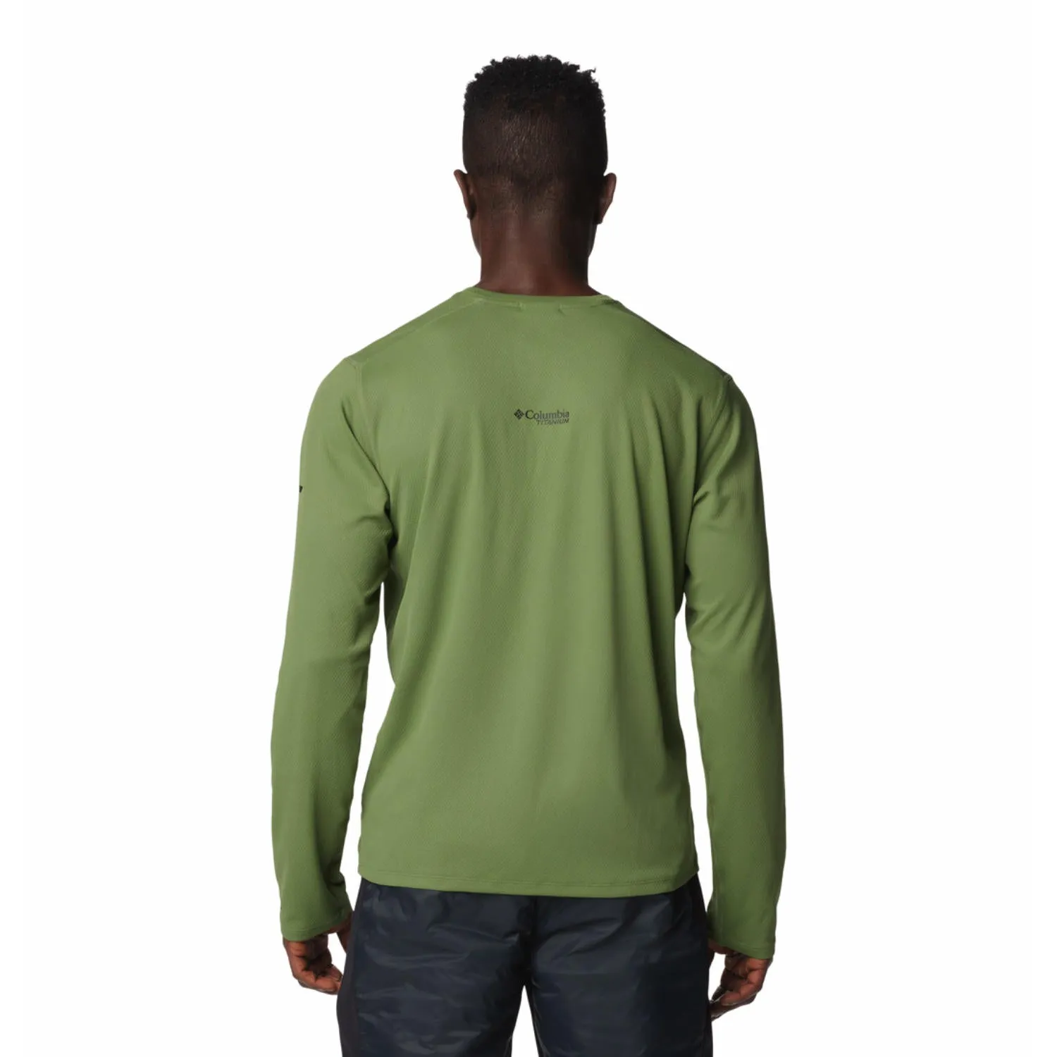 Columbia Men Green Omni-Shade Summit Valley Crew Tshirt