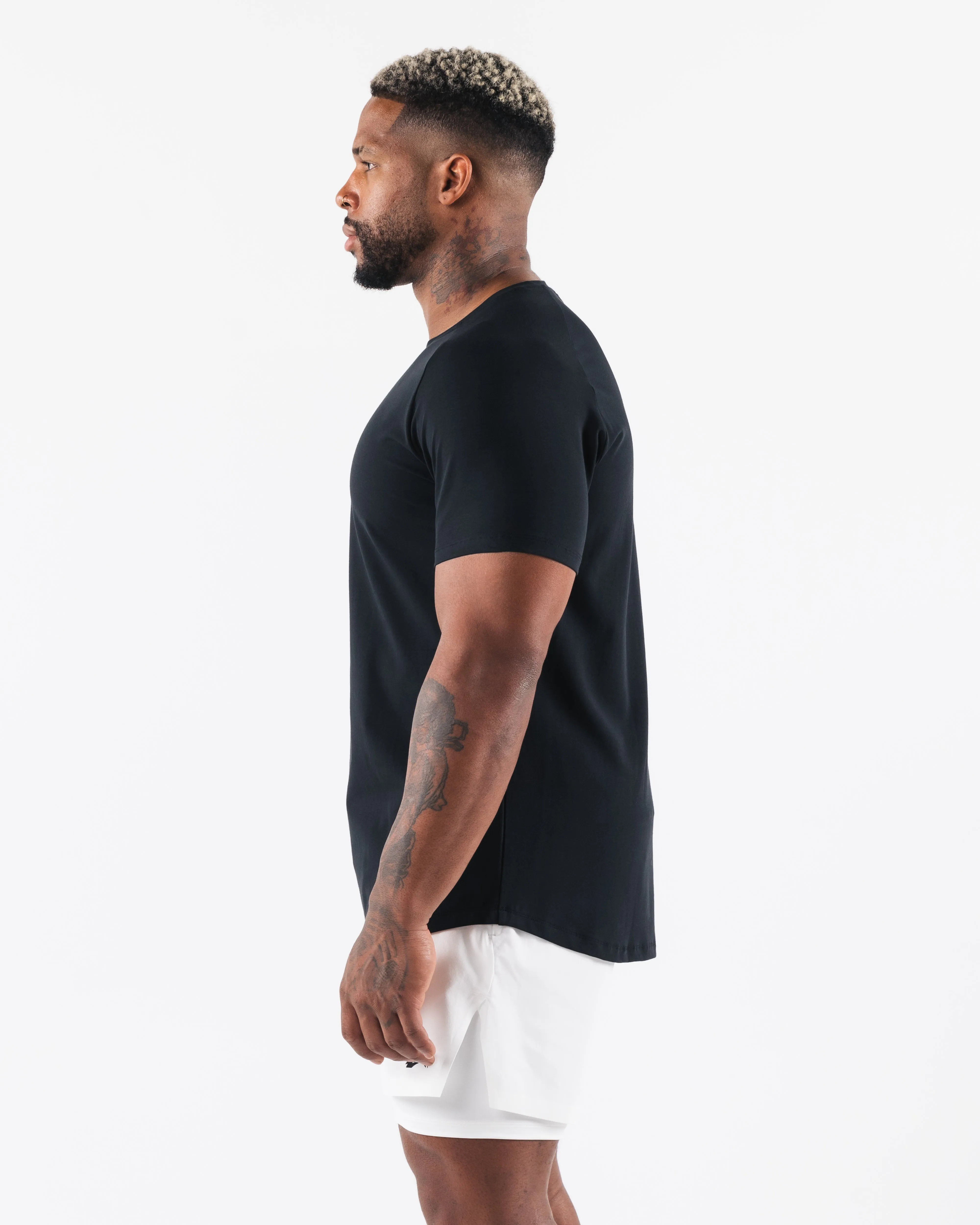 Core Tee - Black Alphalete Athletics