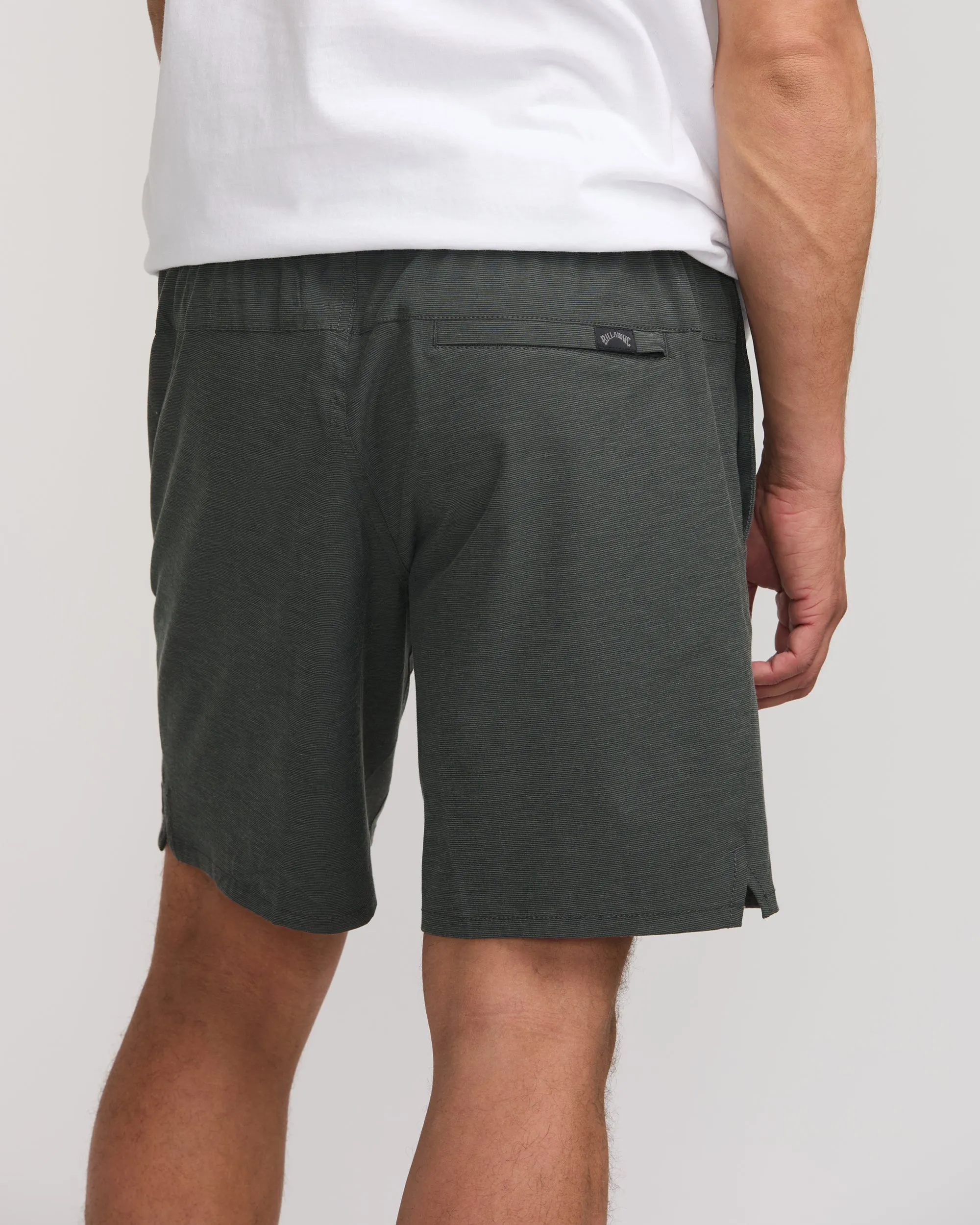 Crossfire Elastic Submersible 18" Hybrid Shorts - Asphalt Billabong