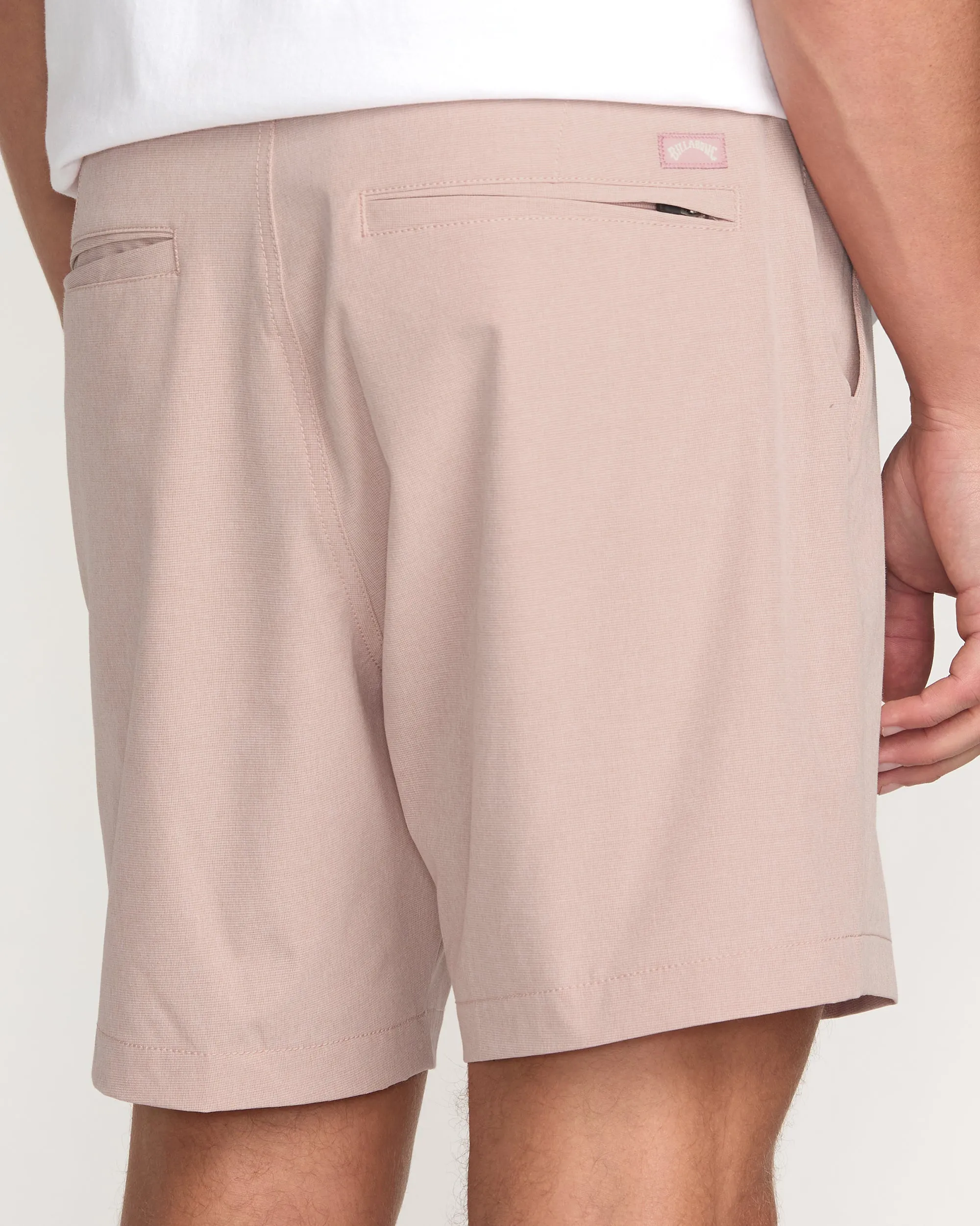 Crossfire Submersible 17" Hybrid Shorts - Dusty Pink Billabong