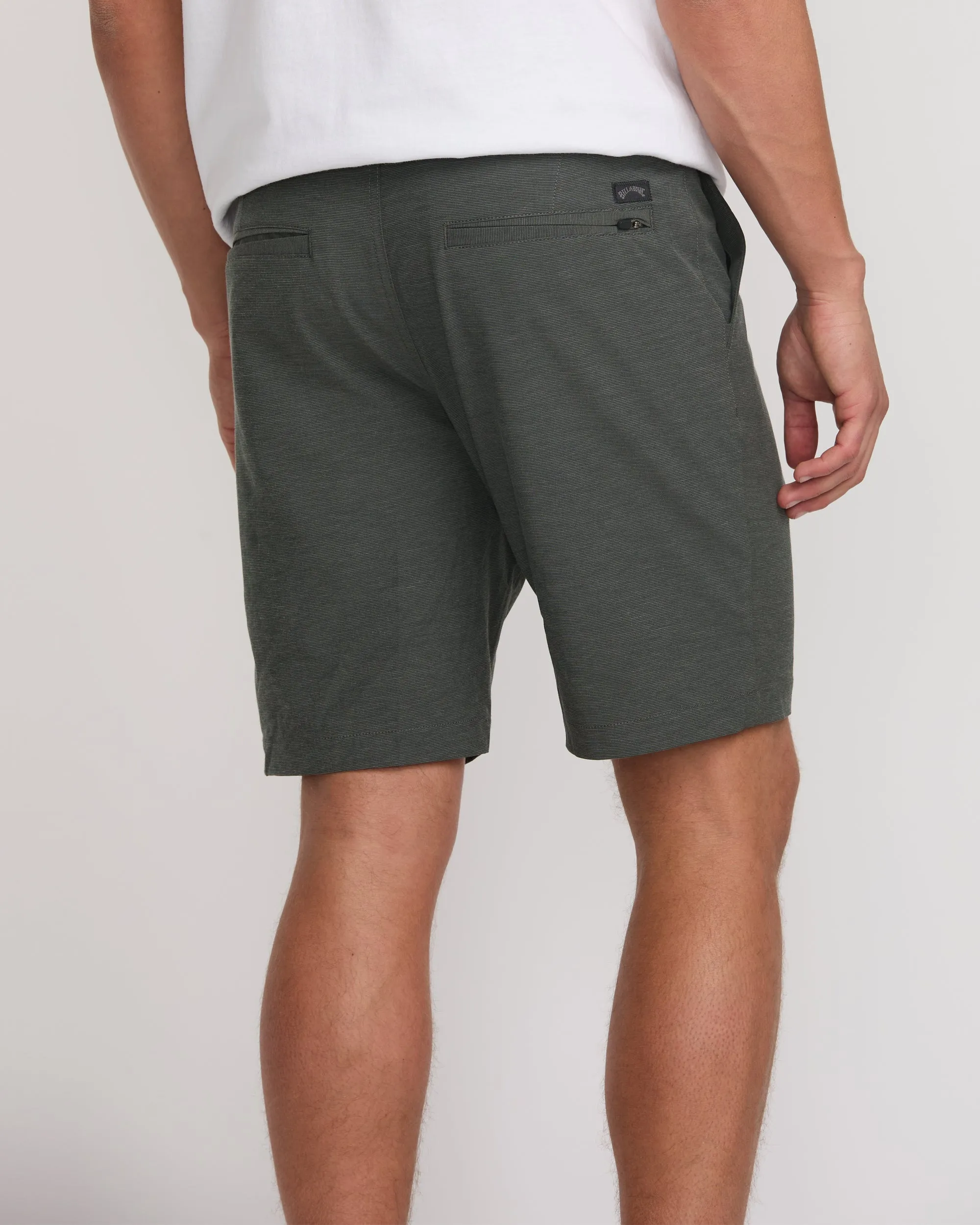 Crossfire Submersible 19" Hybrid Shorts - Asphalt Billabong