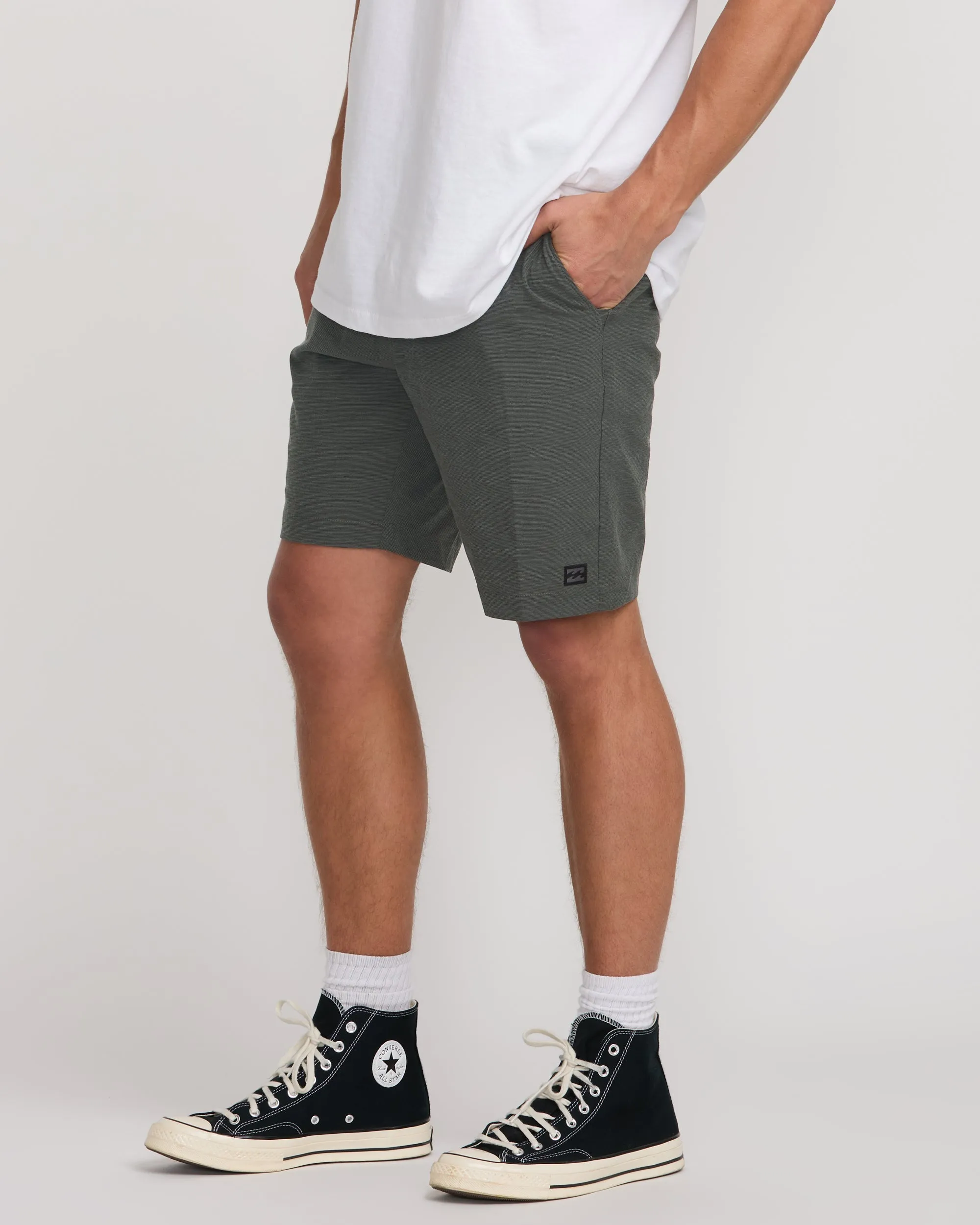 Crossfire Submersible 19" Hybrid Shorts - Asphalt Billabong