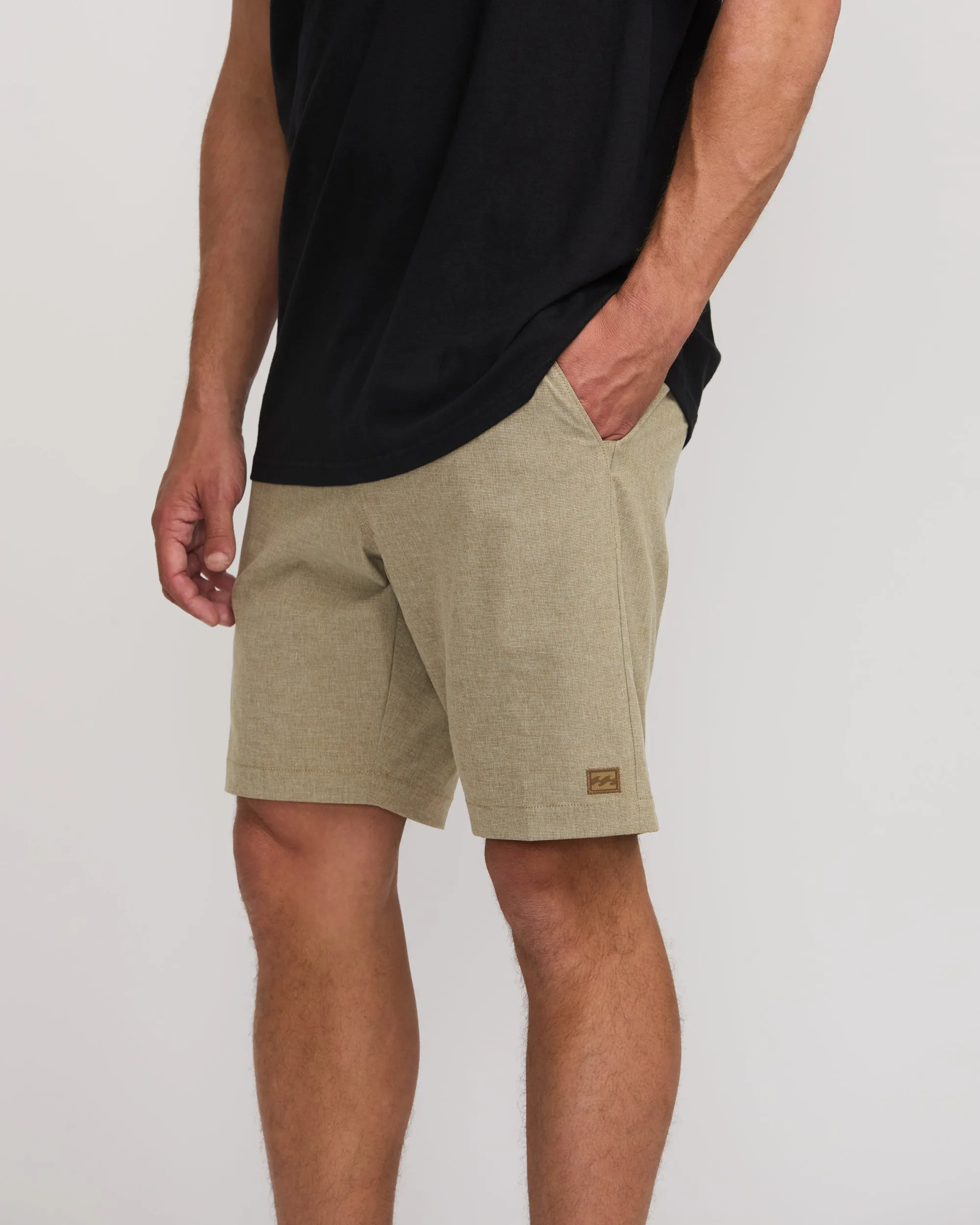 Crossfire Submersible 19" Hybrid Shorts - Khaki Billabong