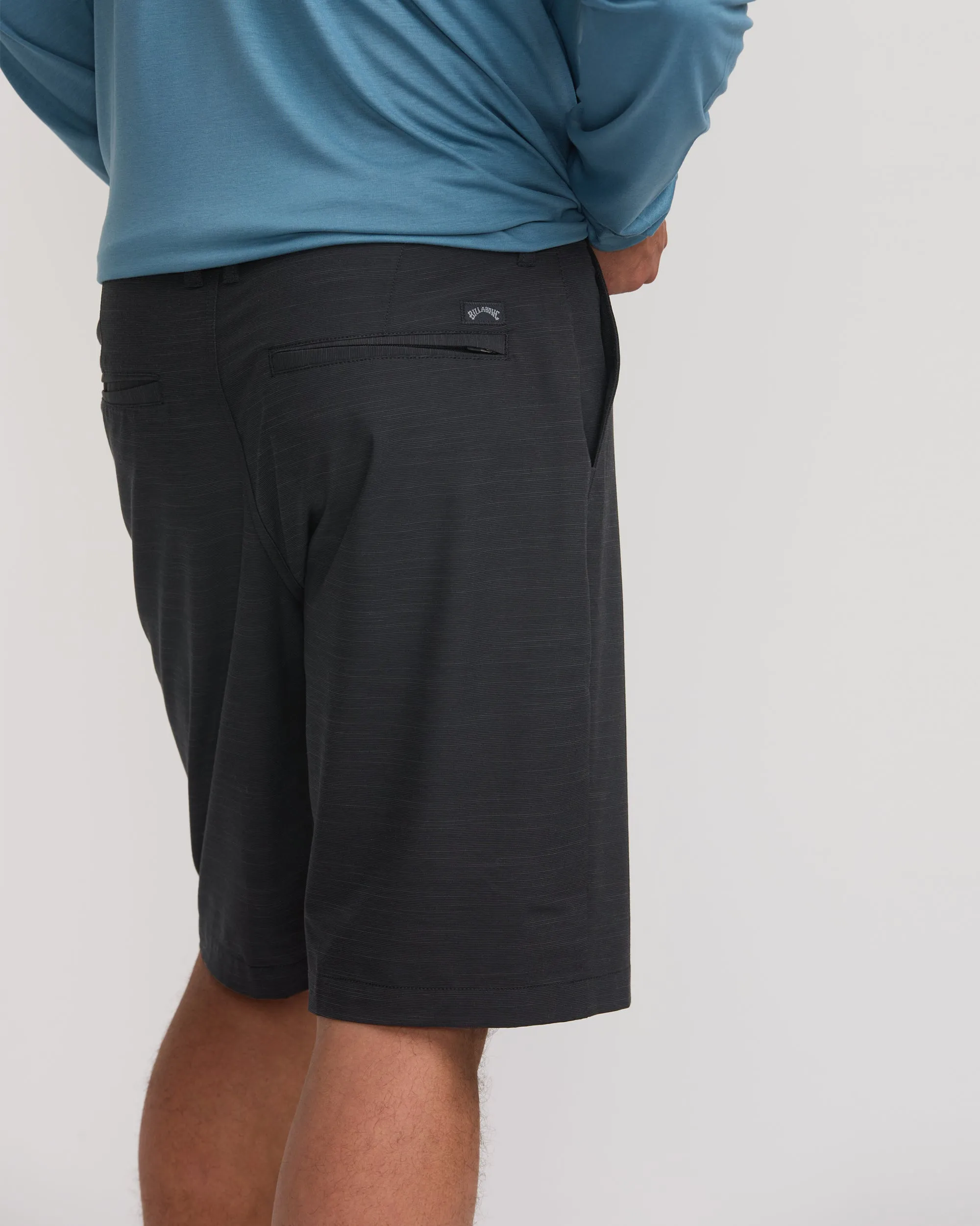Crossfire Submersible 21" Hybrid Shorts - Black Billabong