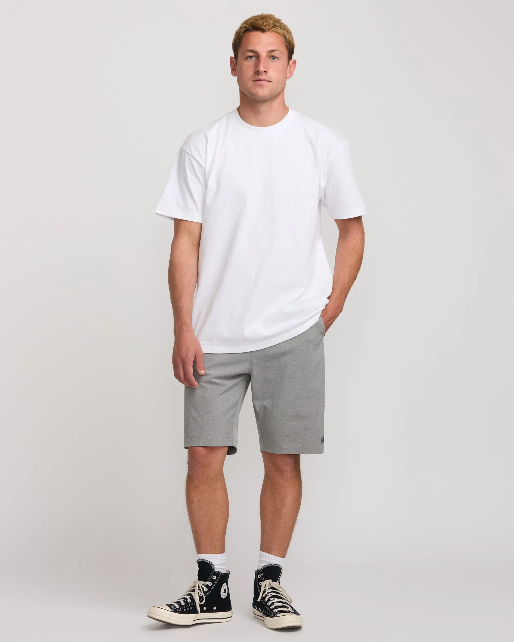 Crossfire Submersible 21" Hybrid Shorts - Grey Billabong