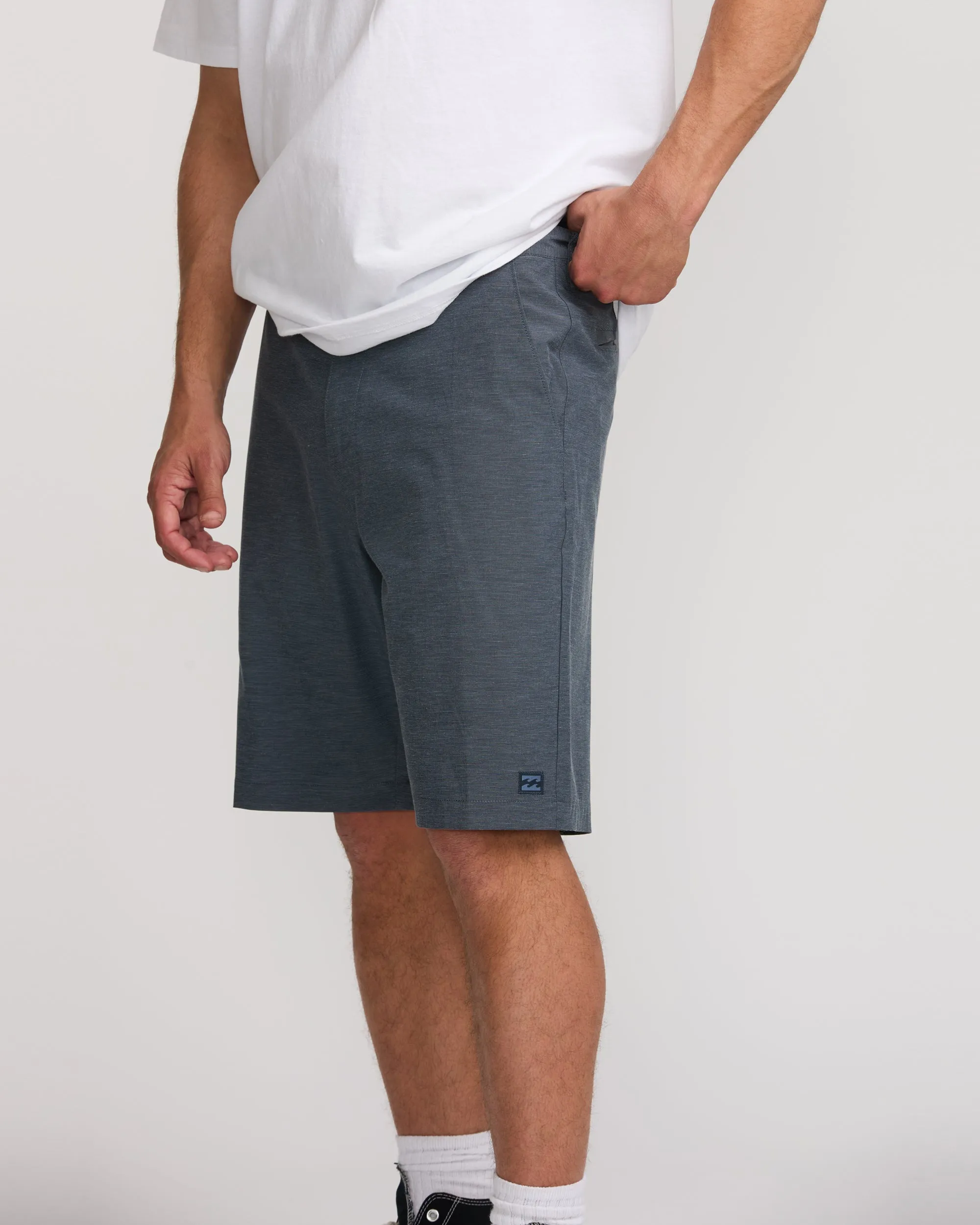Crossfire Submersible 21" Hybrid Shorts - Navy Billabong