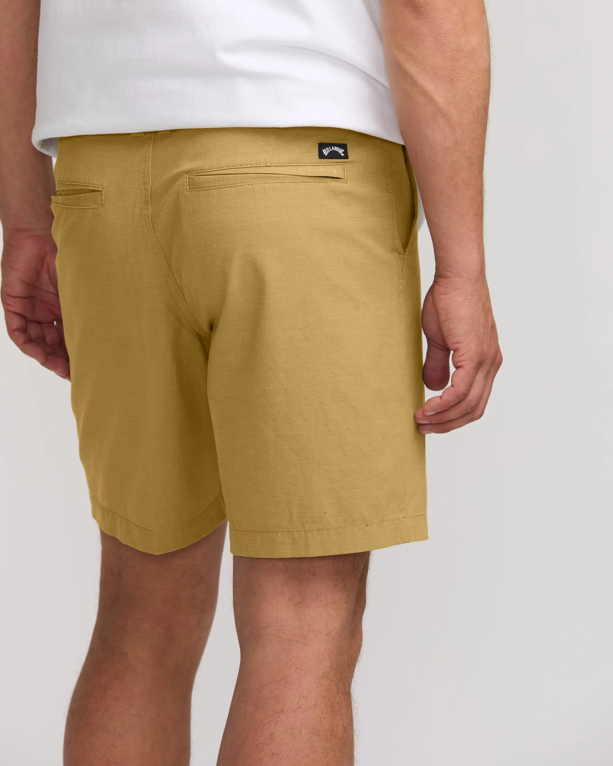 Crossfire Wave Wash Submersible 18" Hybrid Shorts - Khaki Billabong