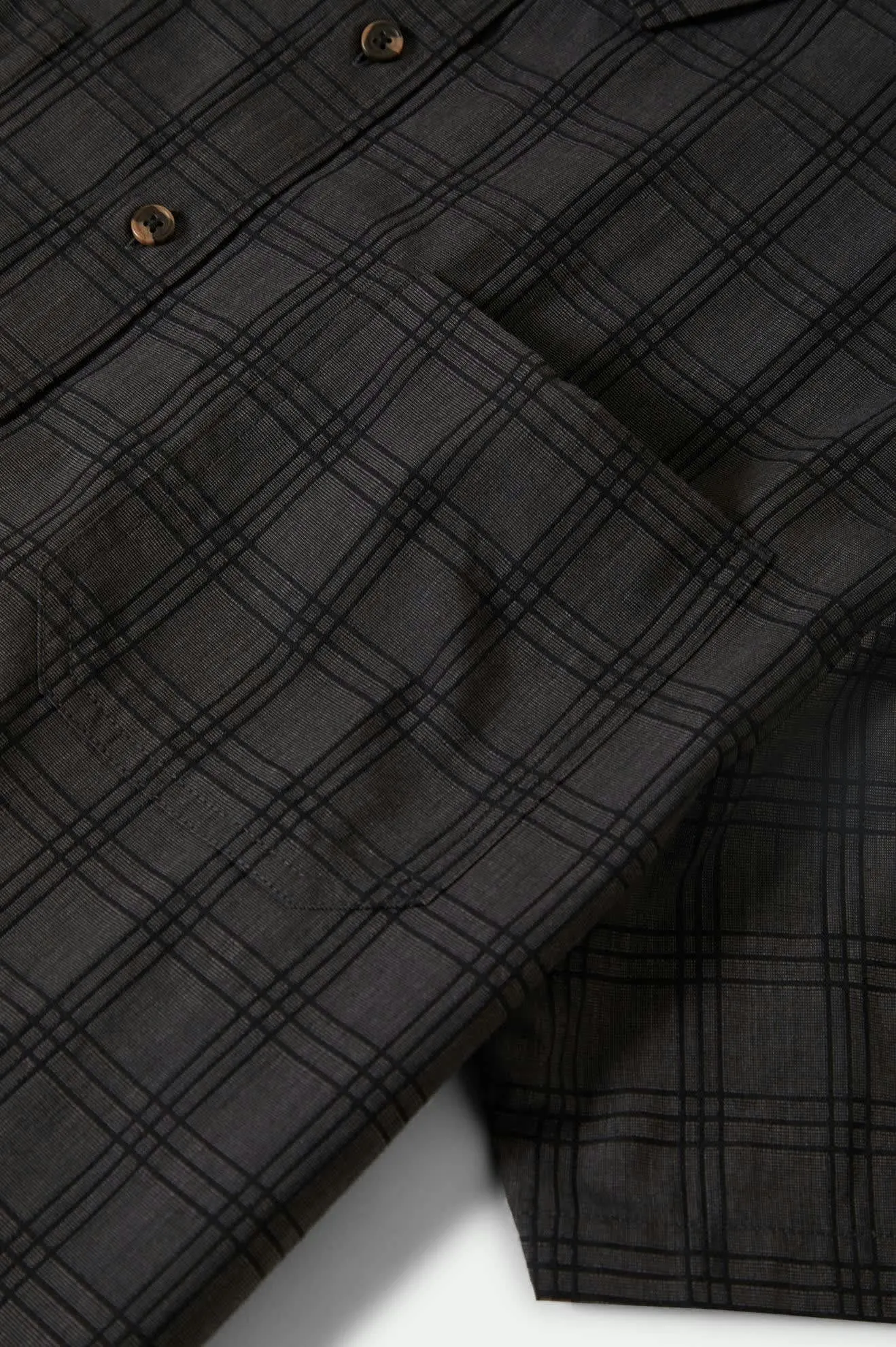 CRU Oxford Plaid Relaxed S/S Shirt - Charcoal/Black Plaid Brixton