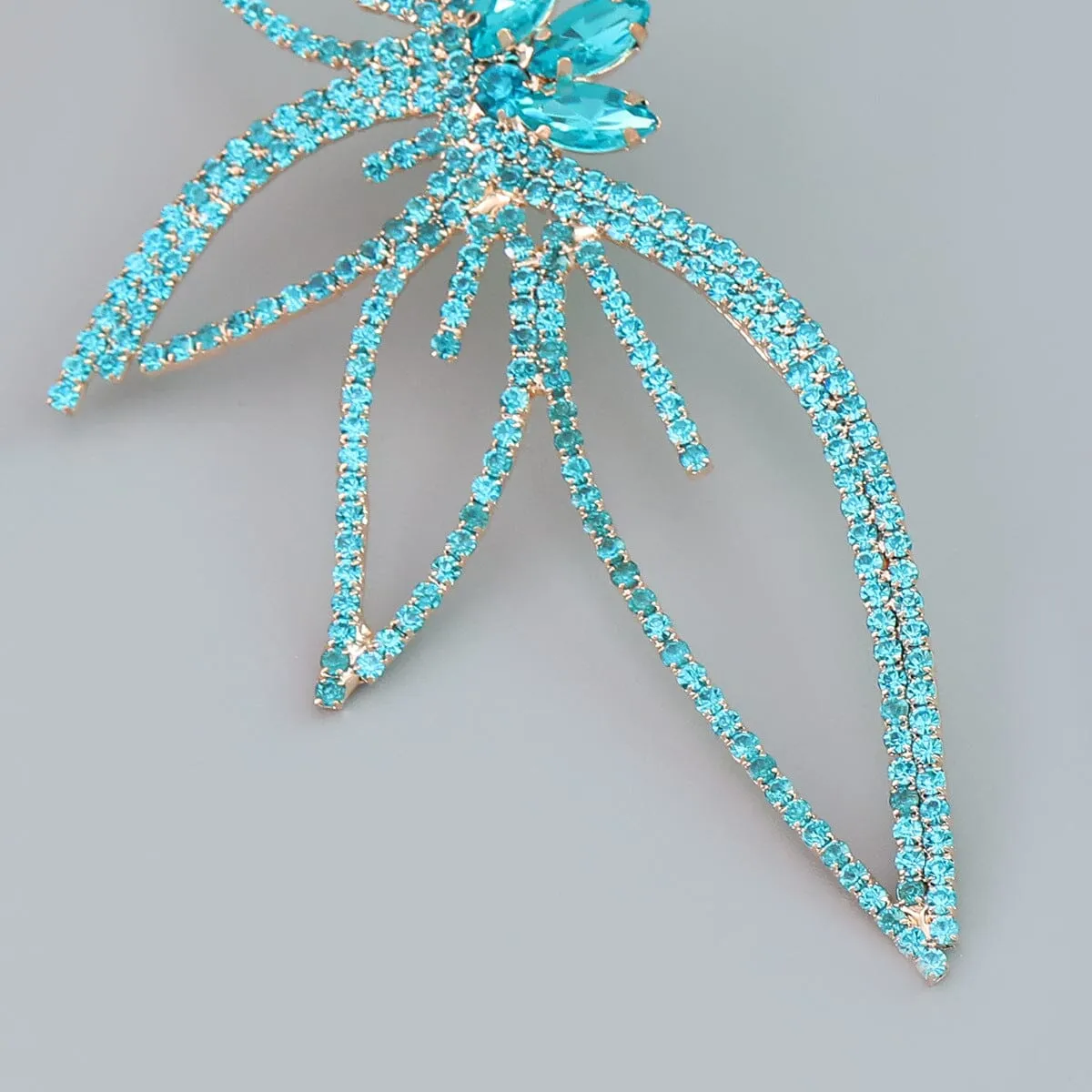 CRYSTAL FLOWER EARRINGS IN BLUE Gloria Lanvin