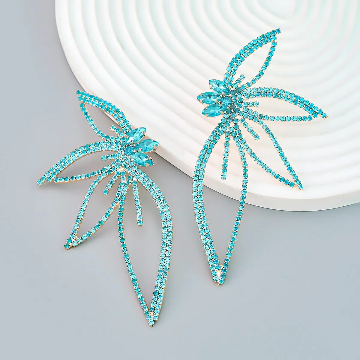 CRYSTAL FLOWER EARRINGS IN BLUE Gloria Lanvin