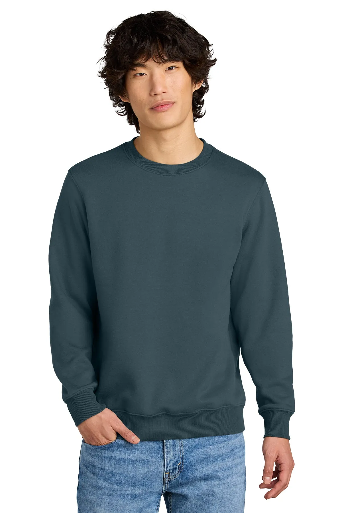 District Perfect Weight Fleece Crew