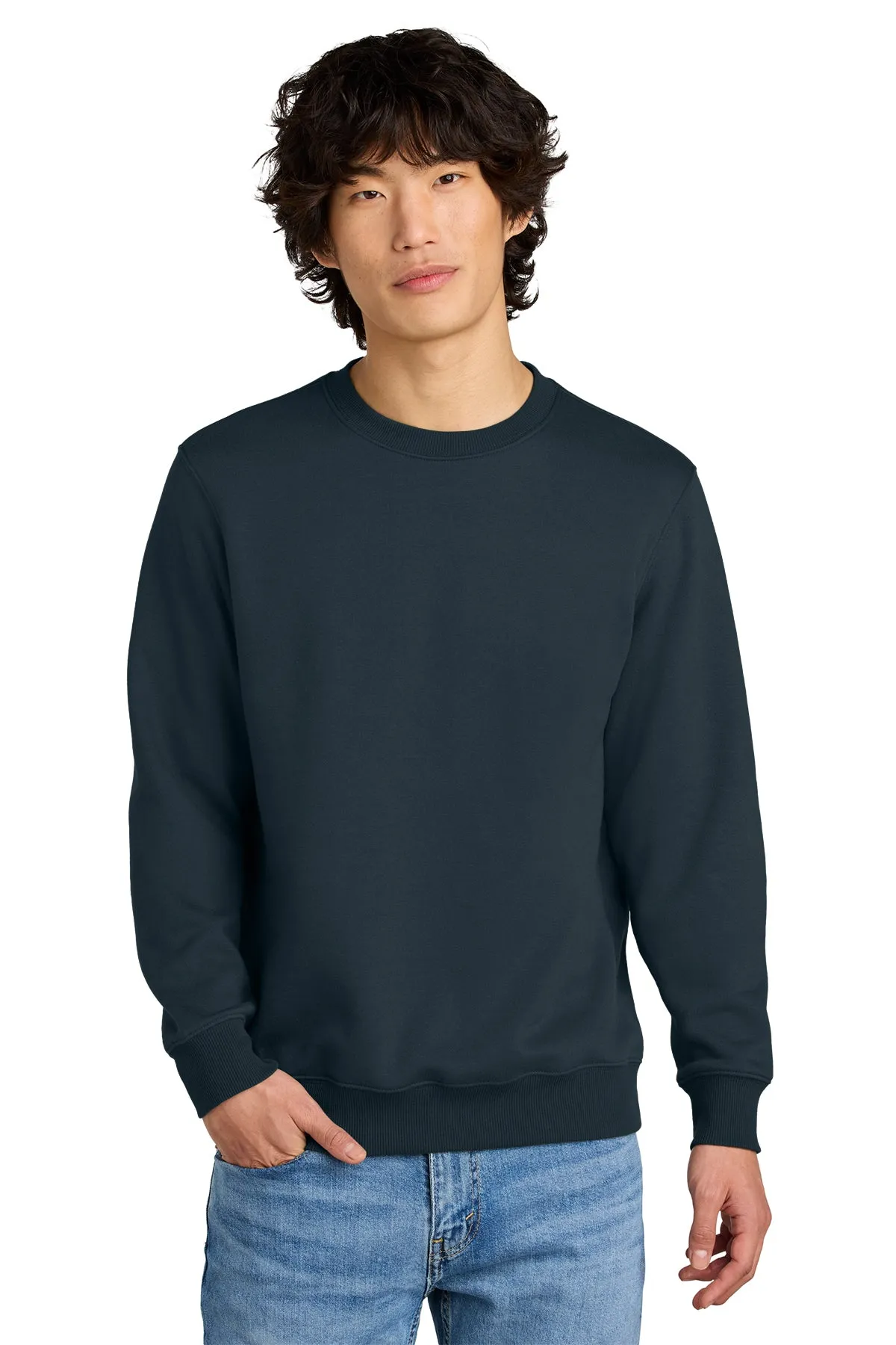District Perfect Weight Fleece Crew