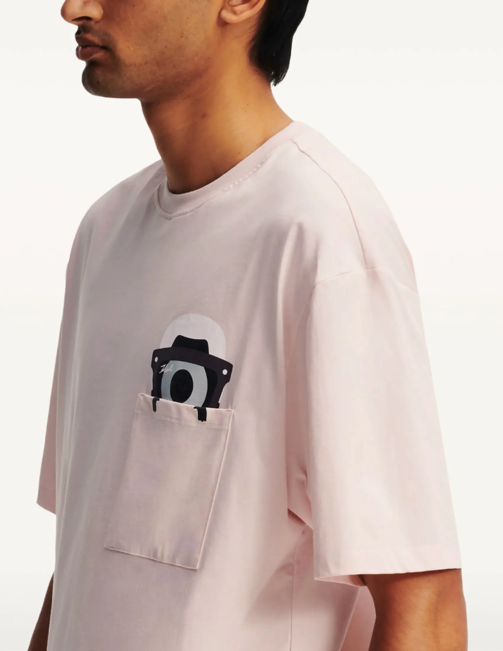 DOUR DARCEL POCKET T-SHIRT