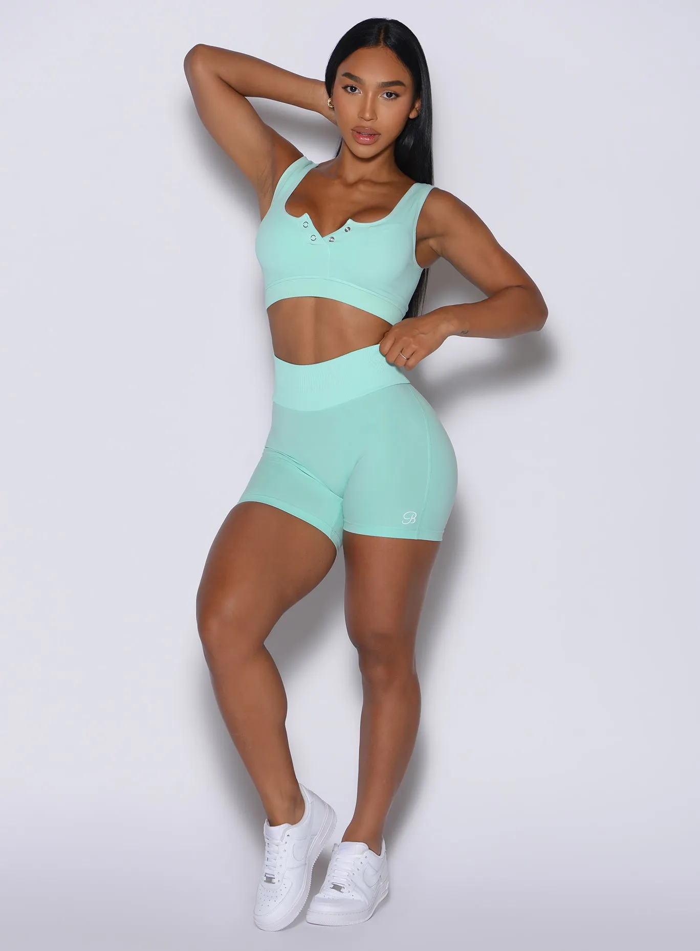 Figure Scrunch Shorts Bombshell