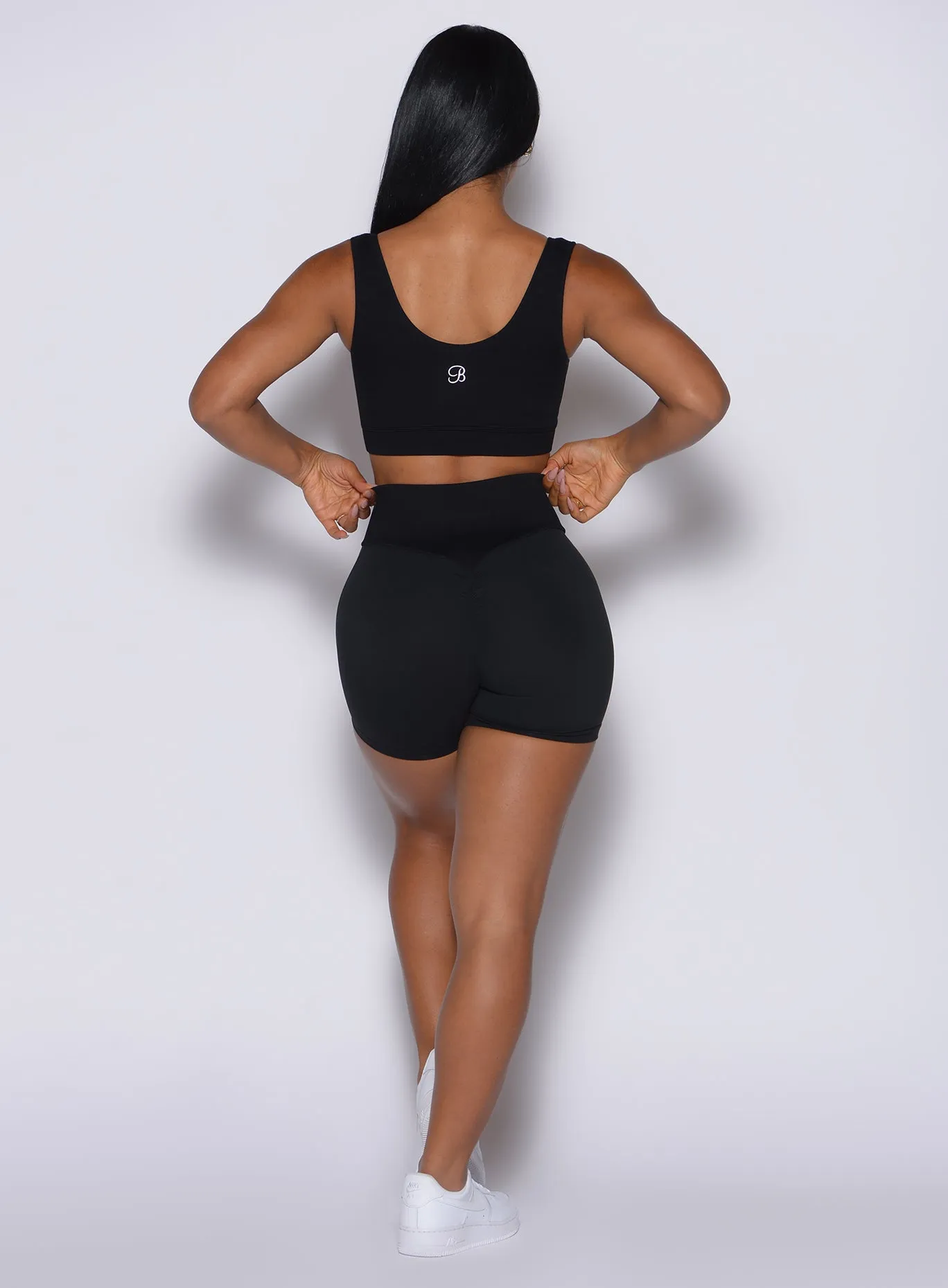 Figure Scrunch Shorts Bombshell