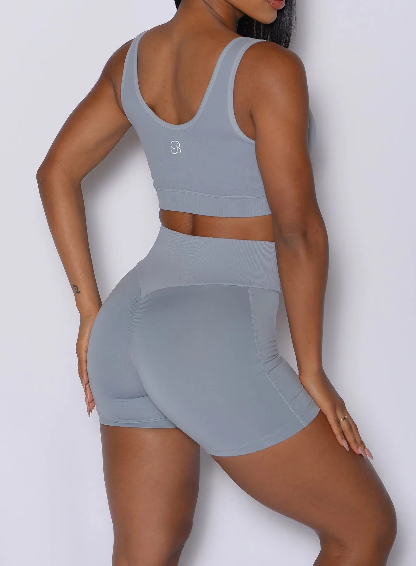 Figure Scrunch Shorts Bombshell