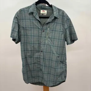 Fjall Men's Size L Green Plaid Short Sleeve Shirt
