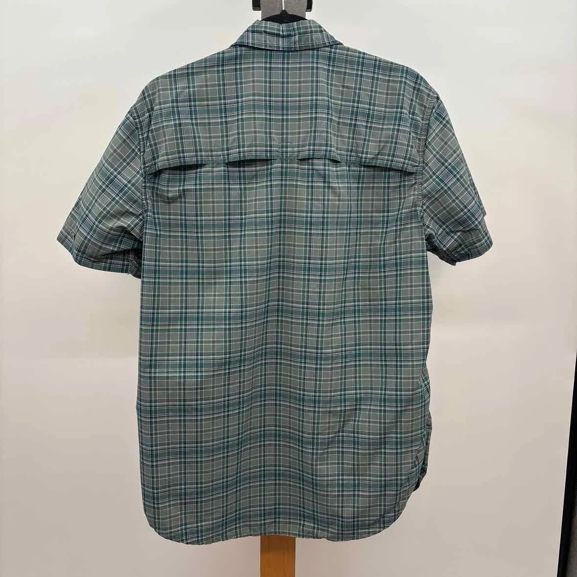 Fjall Men's Size L Green Plaid Short Sleeve Shirt