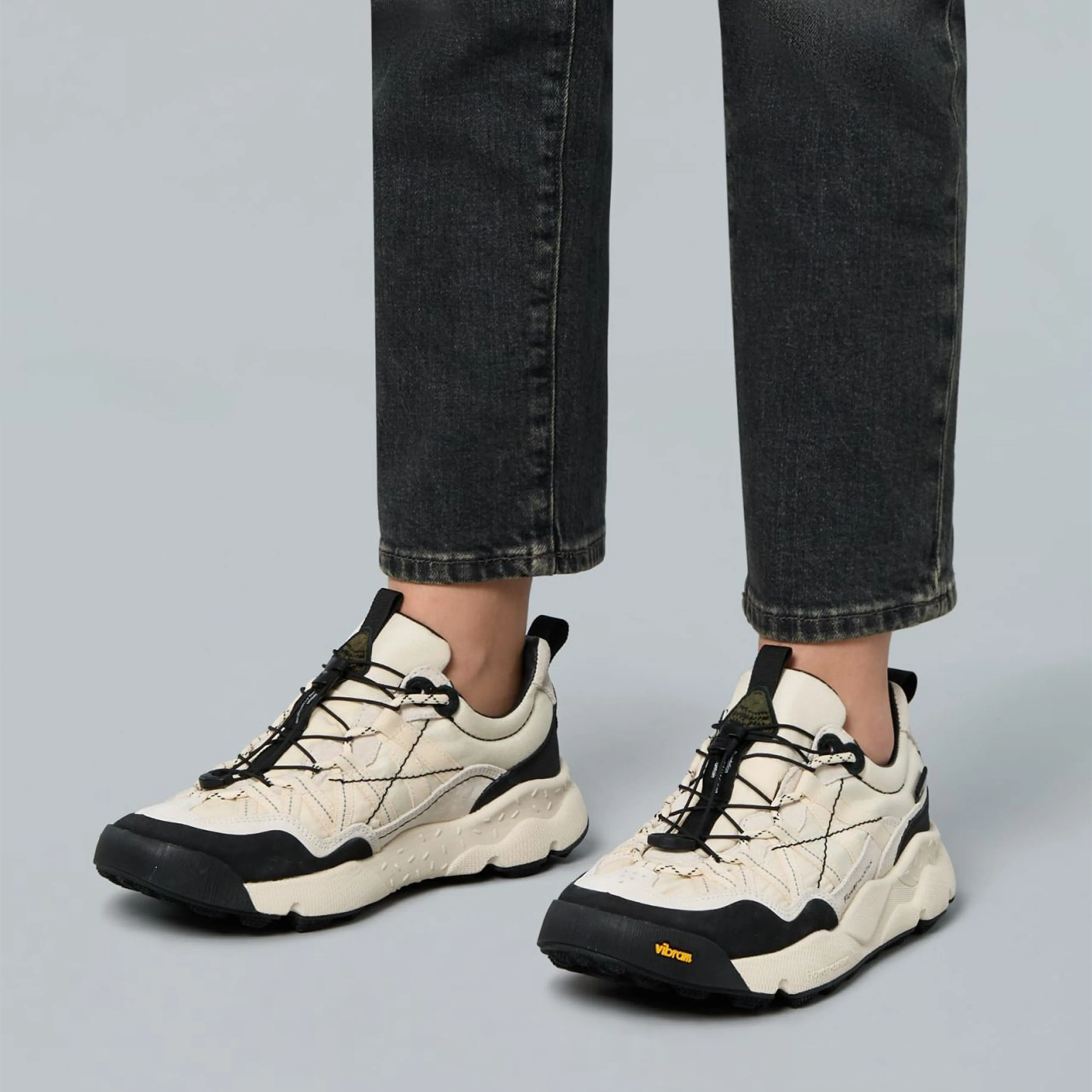 Flower Mountain Iwano 2 Uni Trainer  White / Black