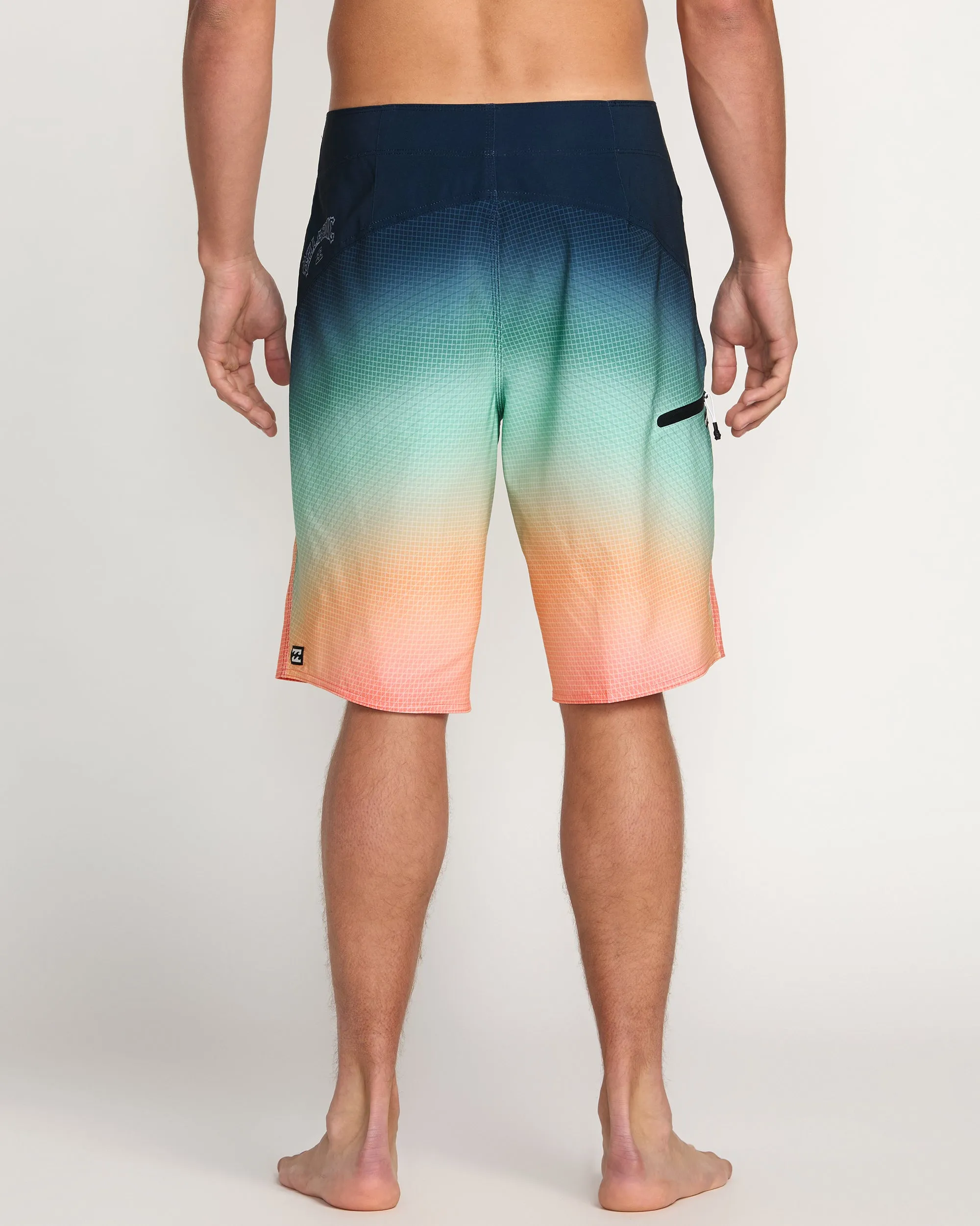 Fluid Pro Performance 21" Boardshorts - Multi Billabong