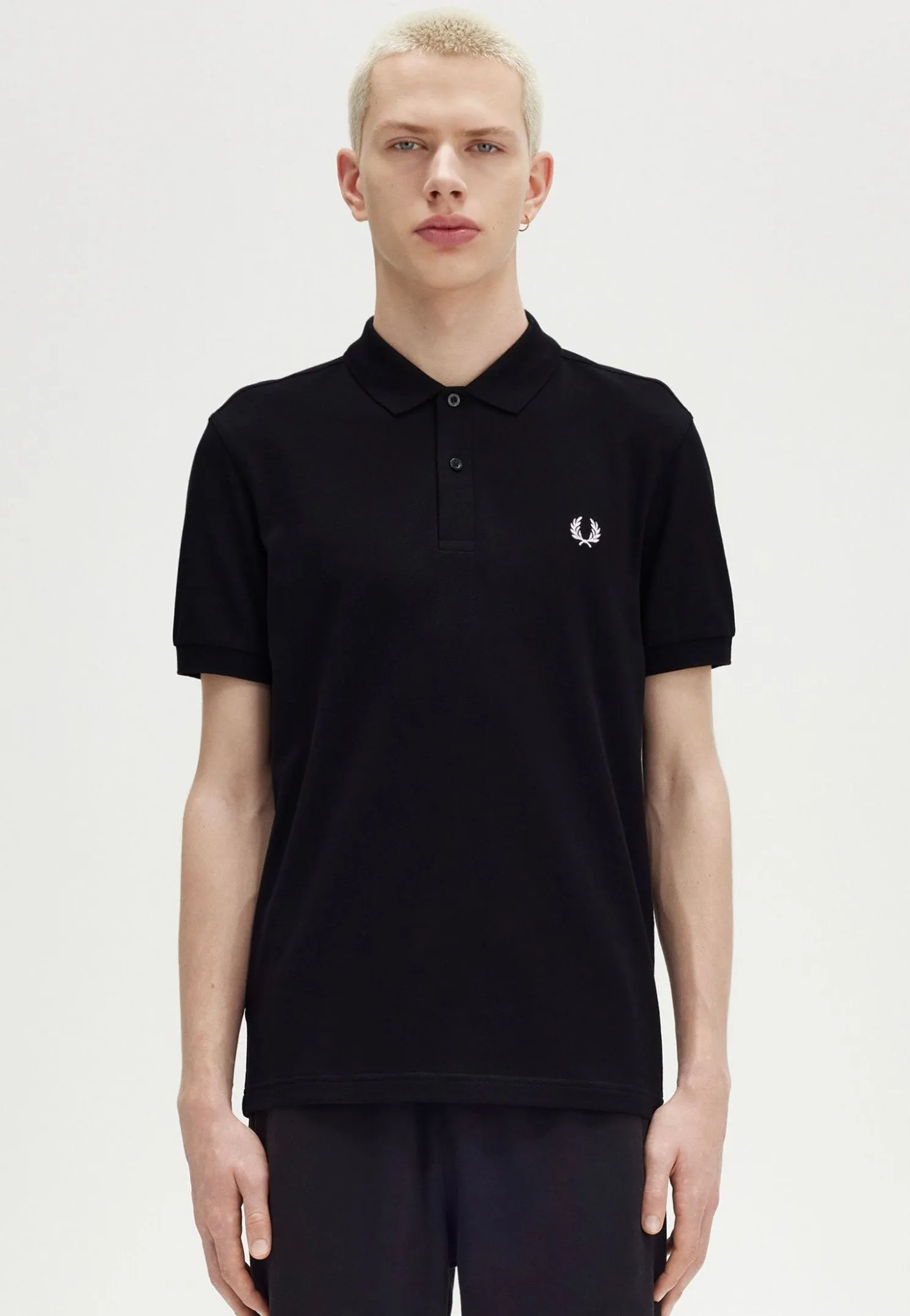 Fred Perry - Plain Black/Snow White - Polo