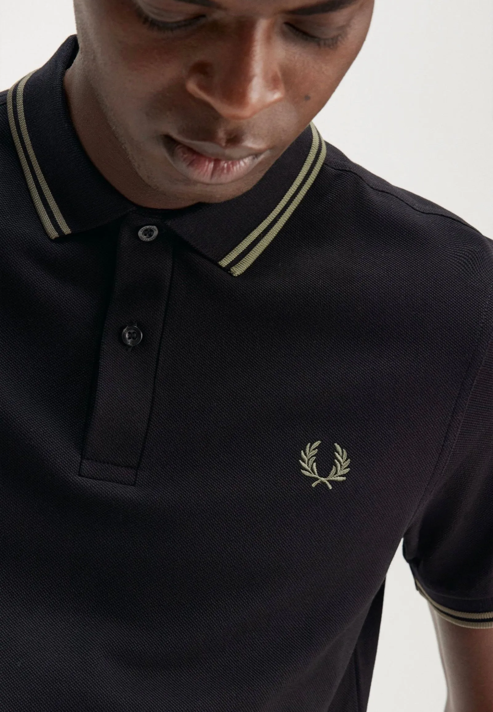 Fred Perry - The Twin Tipped Black/Lr Wgre - Polo