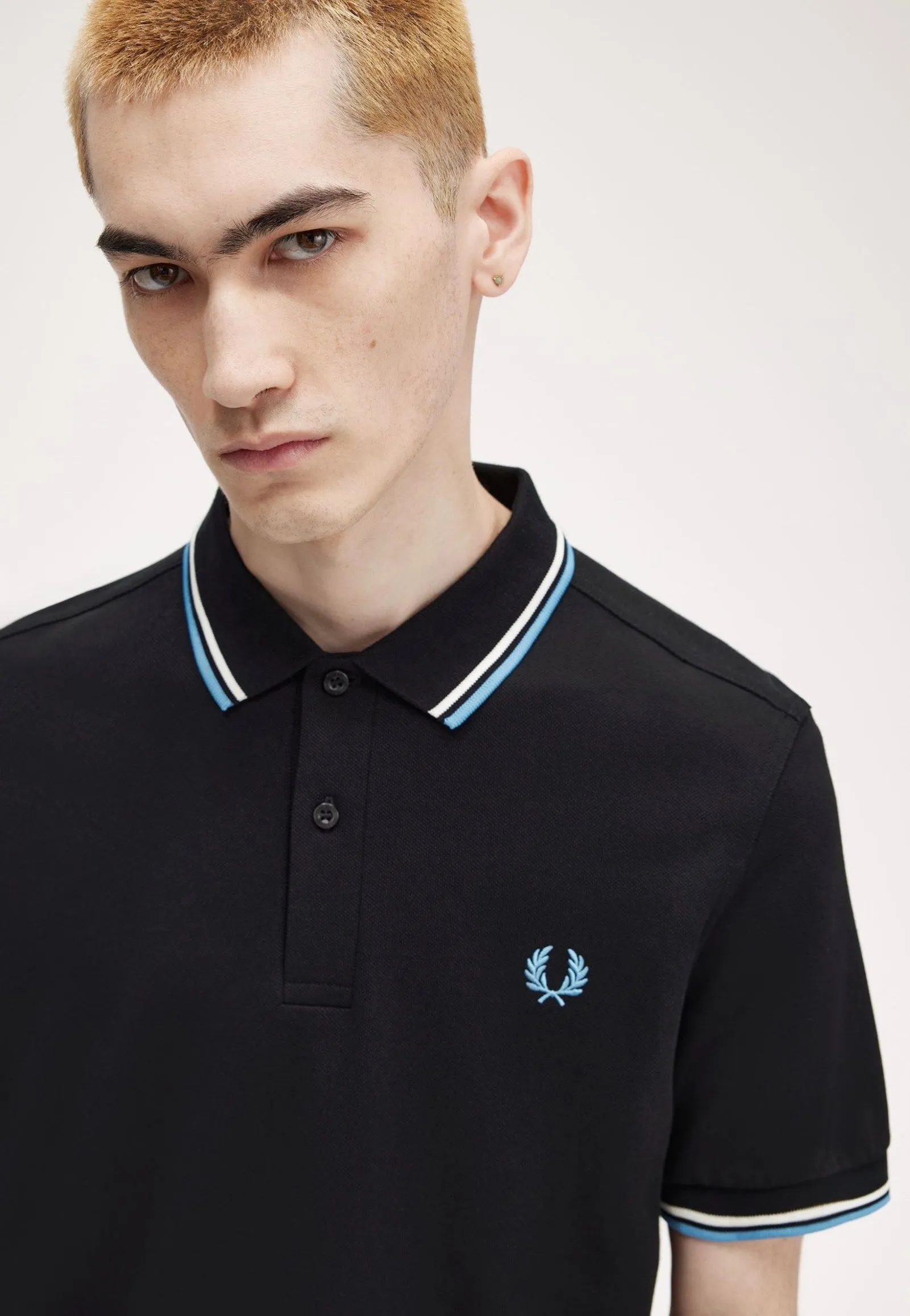 Fred Perry - The Twin Tipped Blk/Ecru/Softblu - Polo