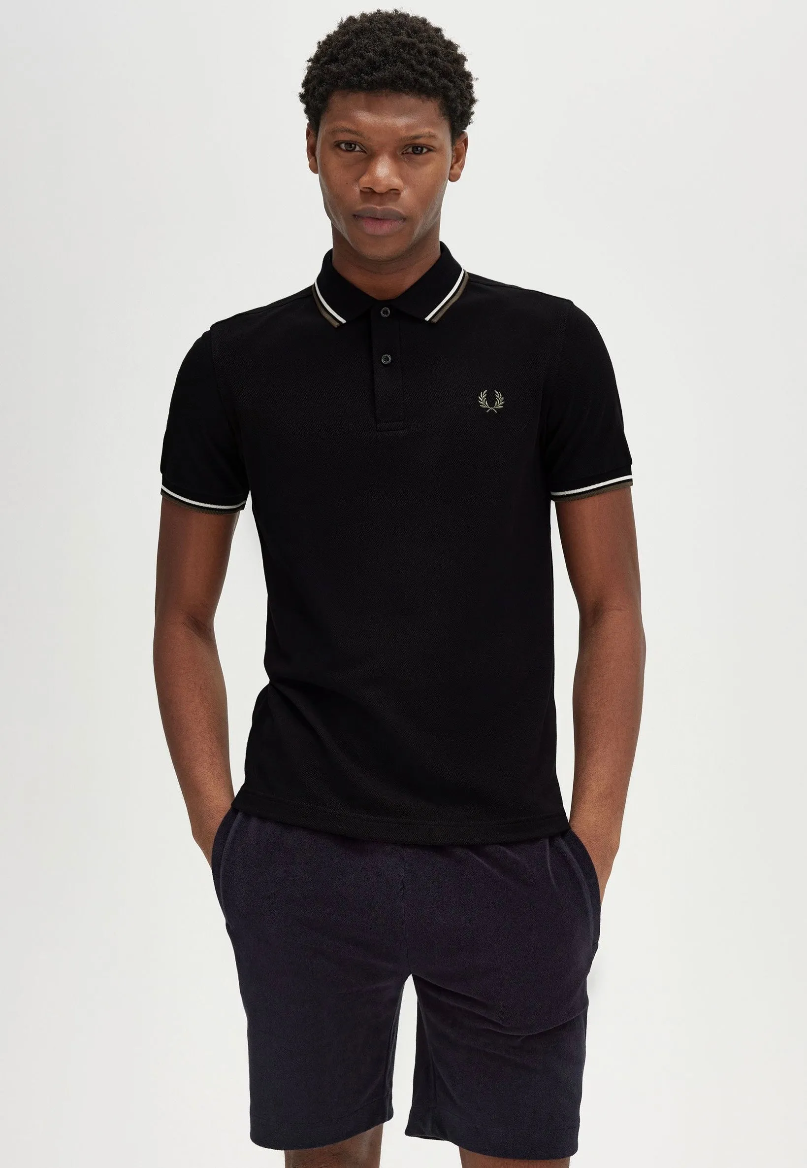 Fred Perry - Twin Tipped Black/Ecru/Laurel Wreath Green - Polo