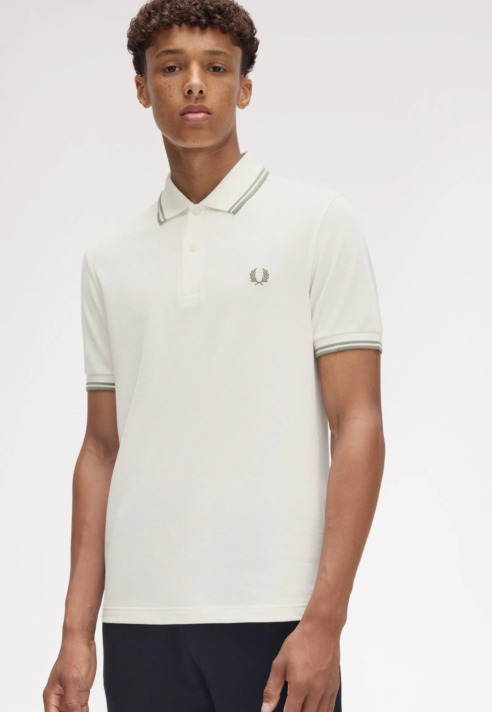 Fred Perry - Twin Tipped Lghecru/Olivmint - Polo