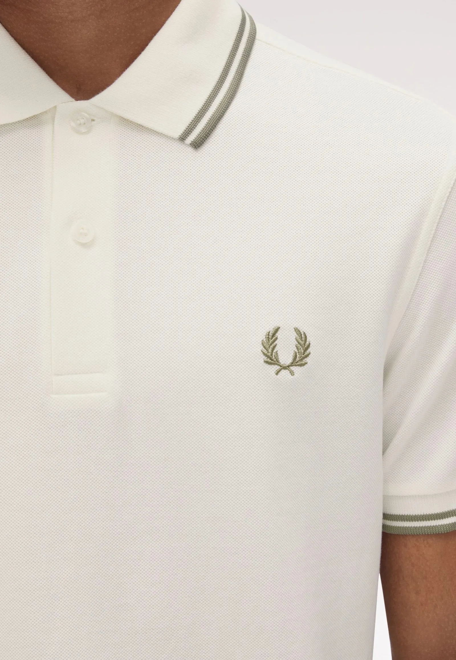 Fred Perry - Twin Tipped Lghecru/Olivmint - Polo